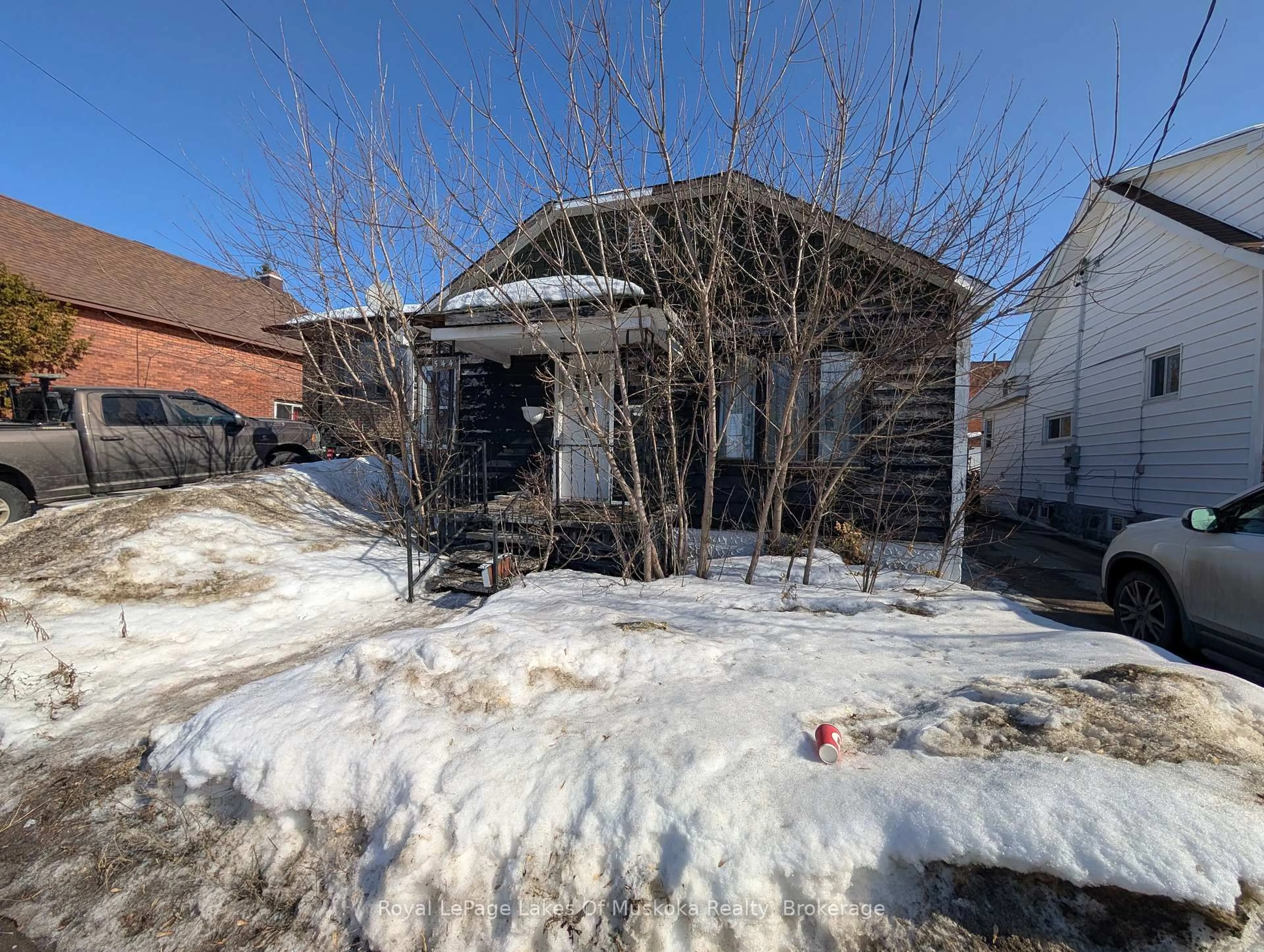 Unknown for 544 McIntyre St, North Bay Ontario P1B 1E3