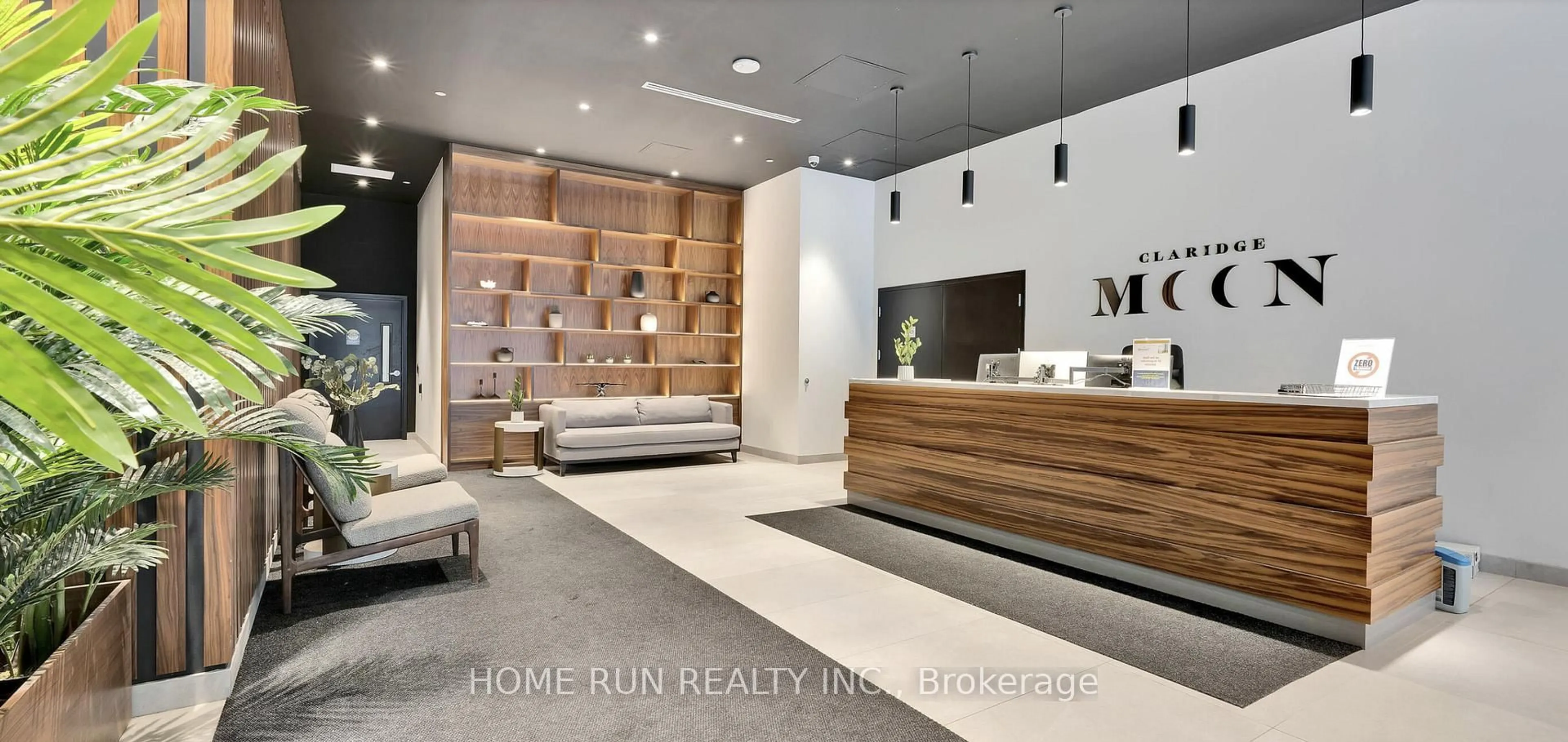 Lobby for 340 Queen St, Ottawa Ontario K1R 0G1