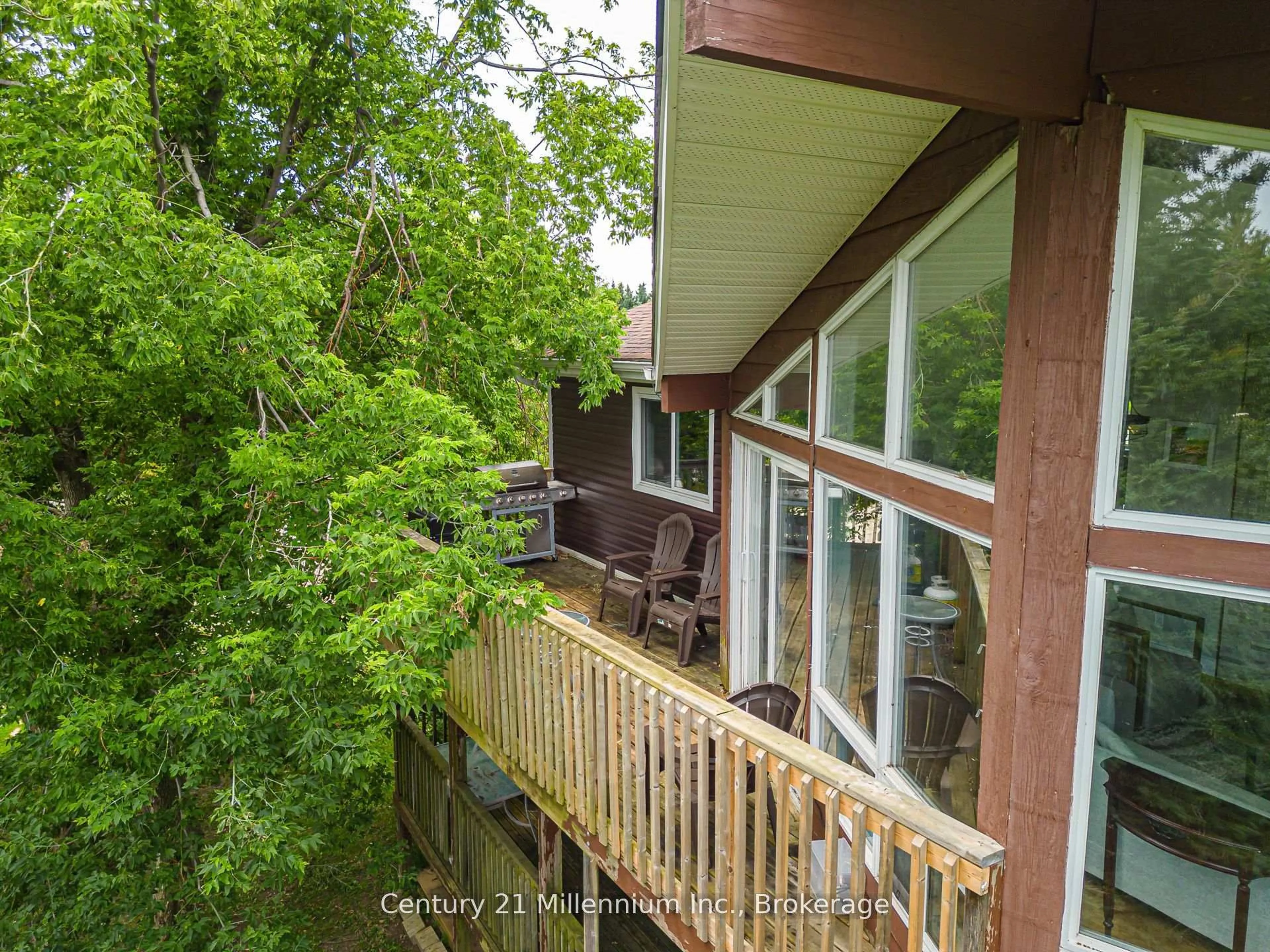 A pic from outside/outdoor area/front of a property/back of a property/a pic from drone, forest/trees view for 127 Scandia Lane, Blue Mountains Ontario N0H 2E0