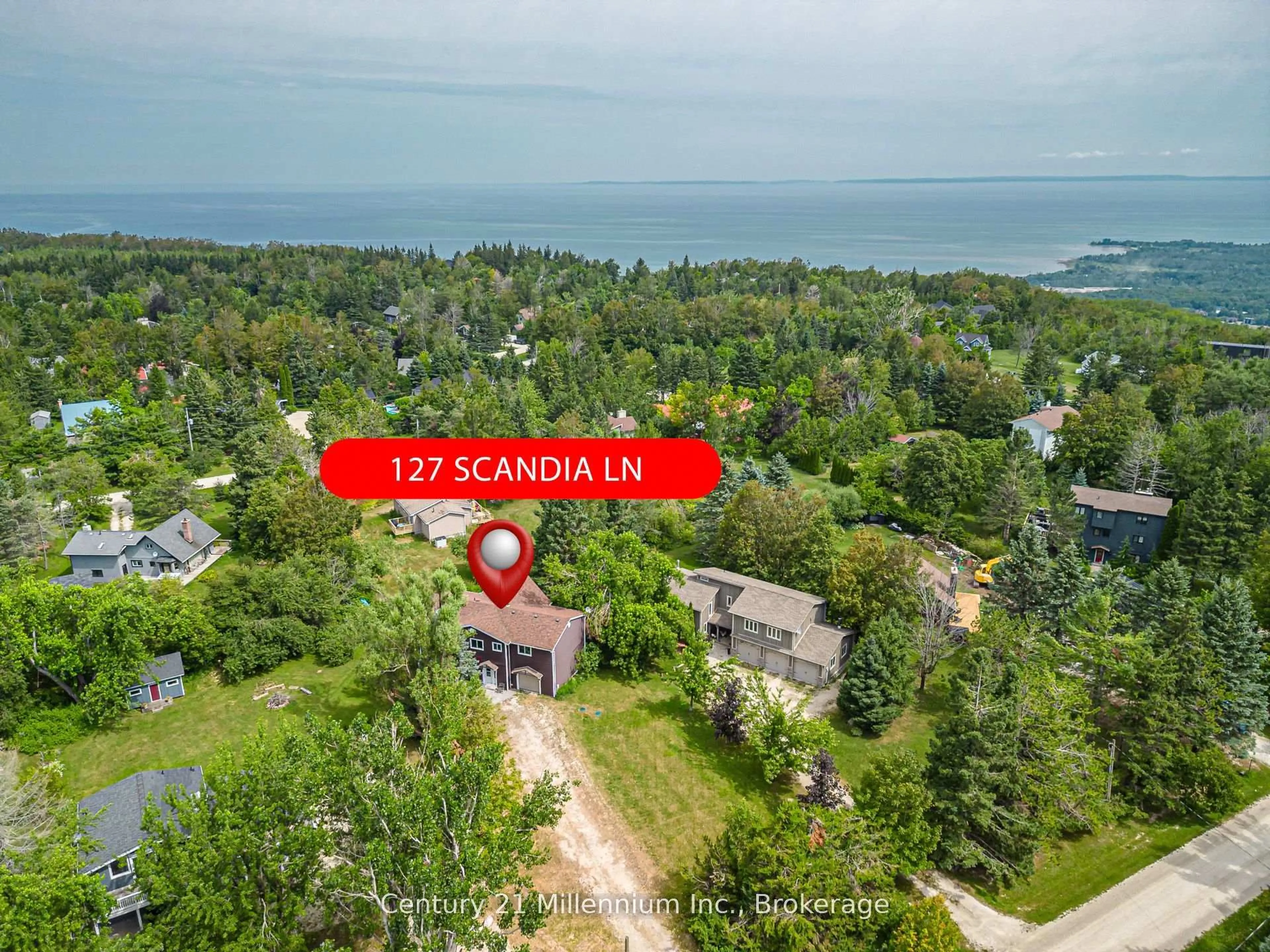 A pic from outside/outdoor area/front of a property/back of a property/a pic from drone, water/lake/river/ocean view for 127 Scandia Lane, Blue Mountains Ontario N0H 2E0