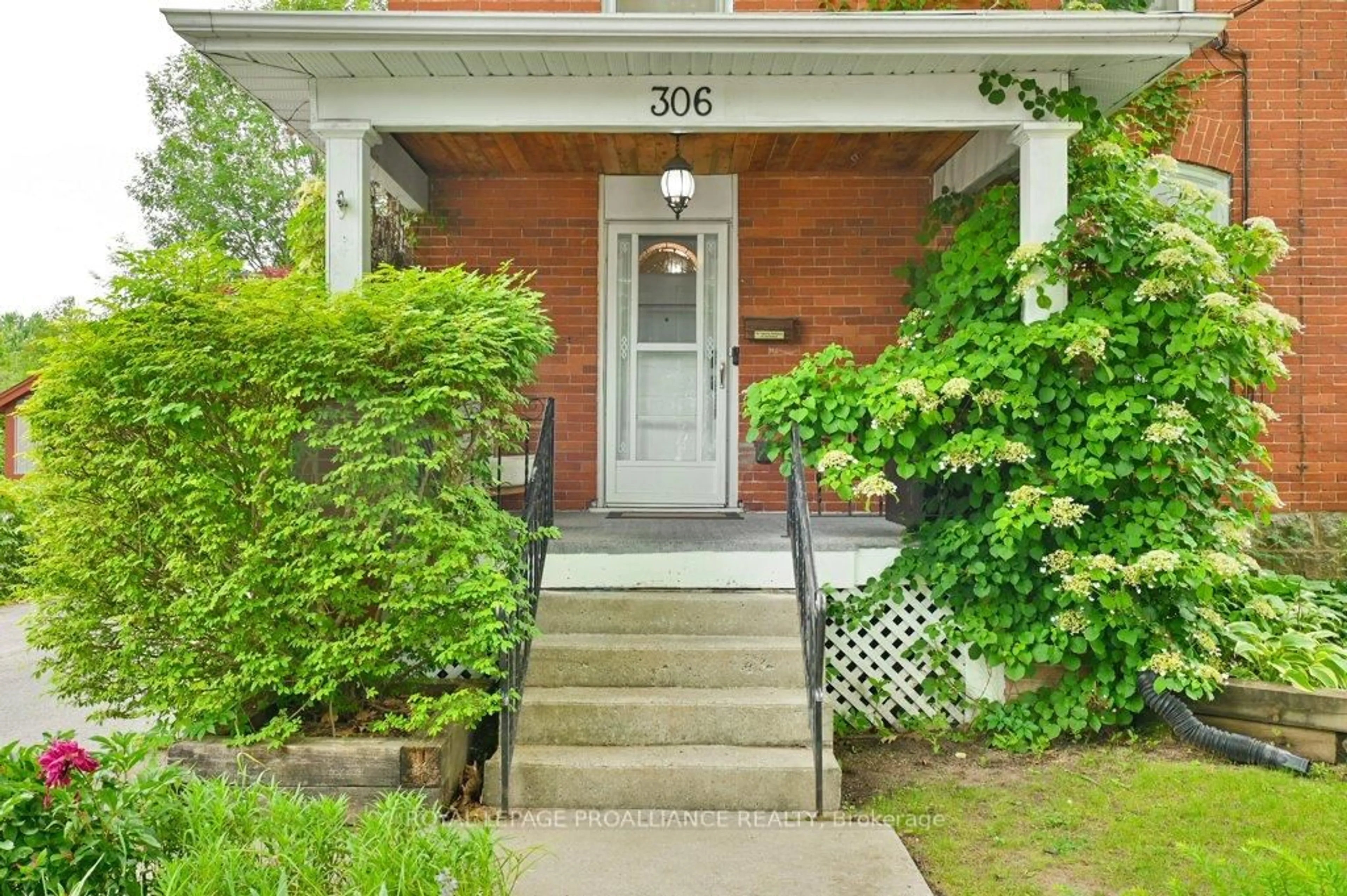 Unknown for 306 Bleecker Ave, Belleville Ontario K8N 3V4