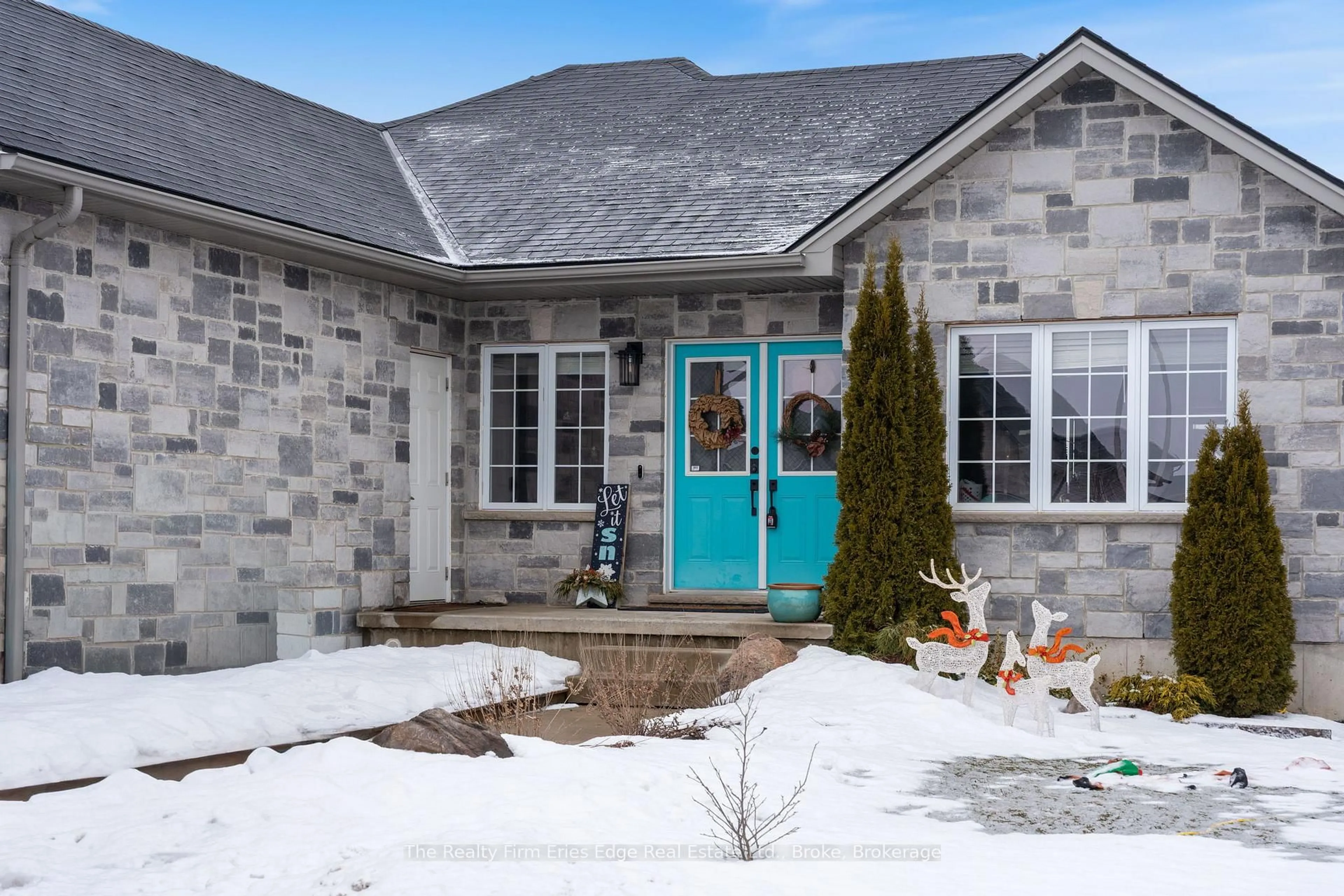 Home with brick exterior material, street for 30 Dennis Dr, Norwich Ontario N0J 1P0