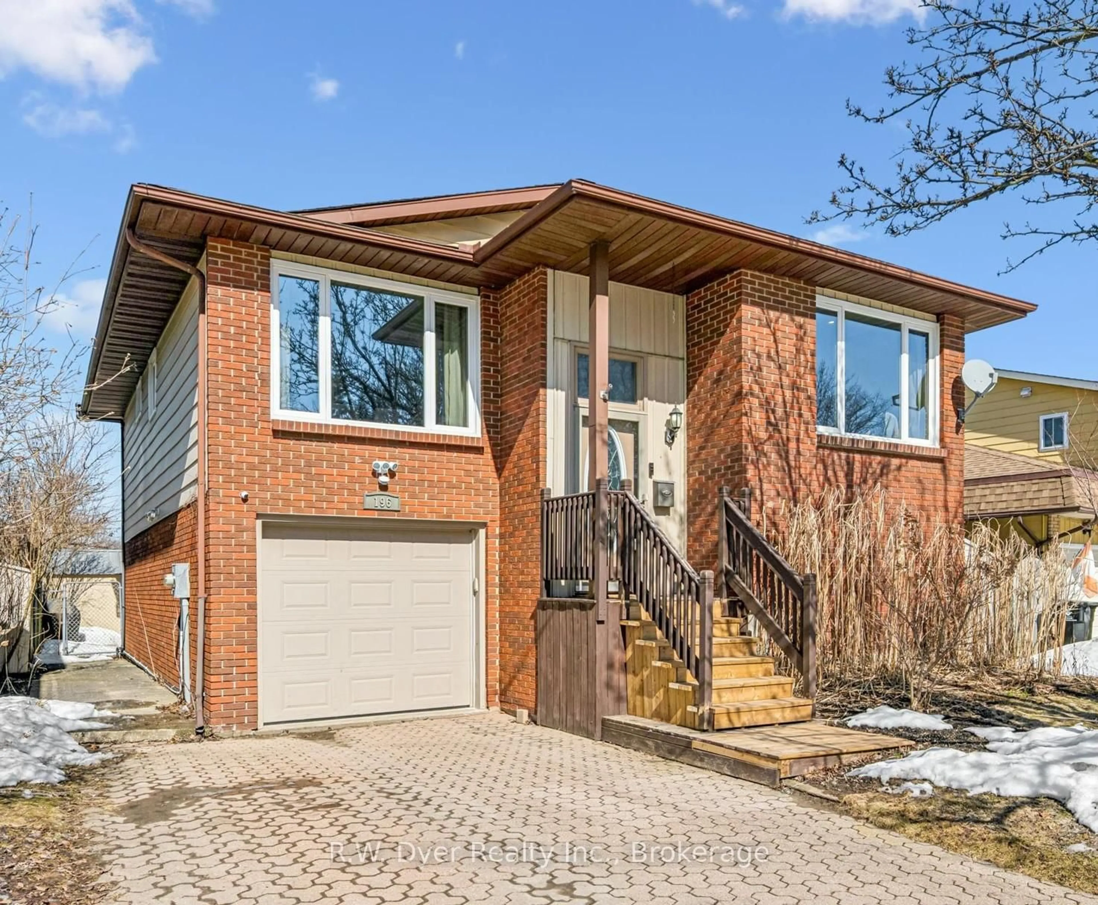 Home with brick exterior material, street for 196 Wedgewood Dr, Cambridge Ontario N1S 4P8