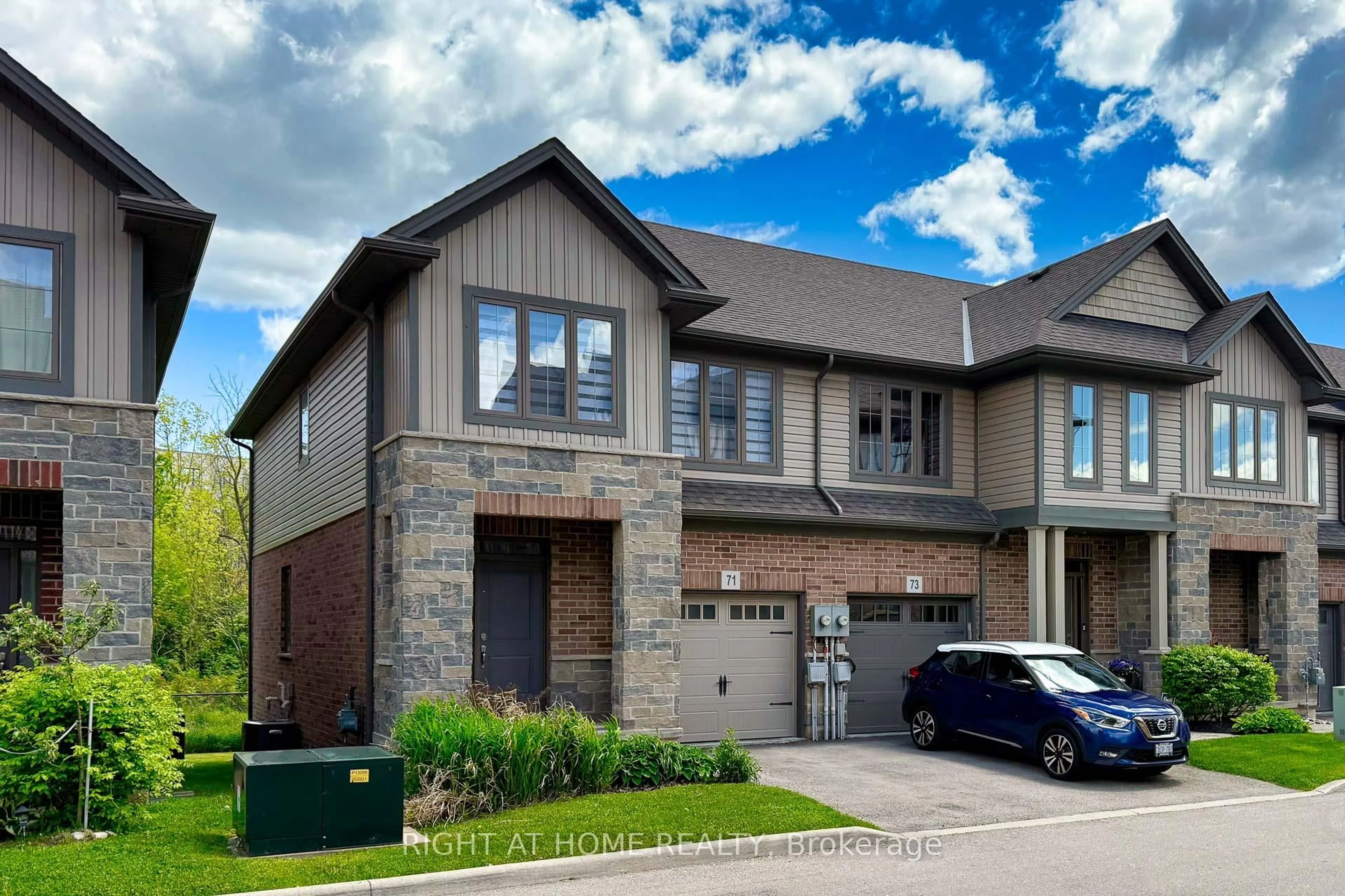 Home with brick exterior material, street for 71 Southshore Cres, Hamilton Ontario L8E 0J3