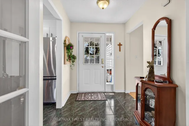 4602 Deer Run Way, Sydenham 5