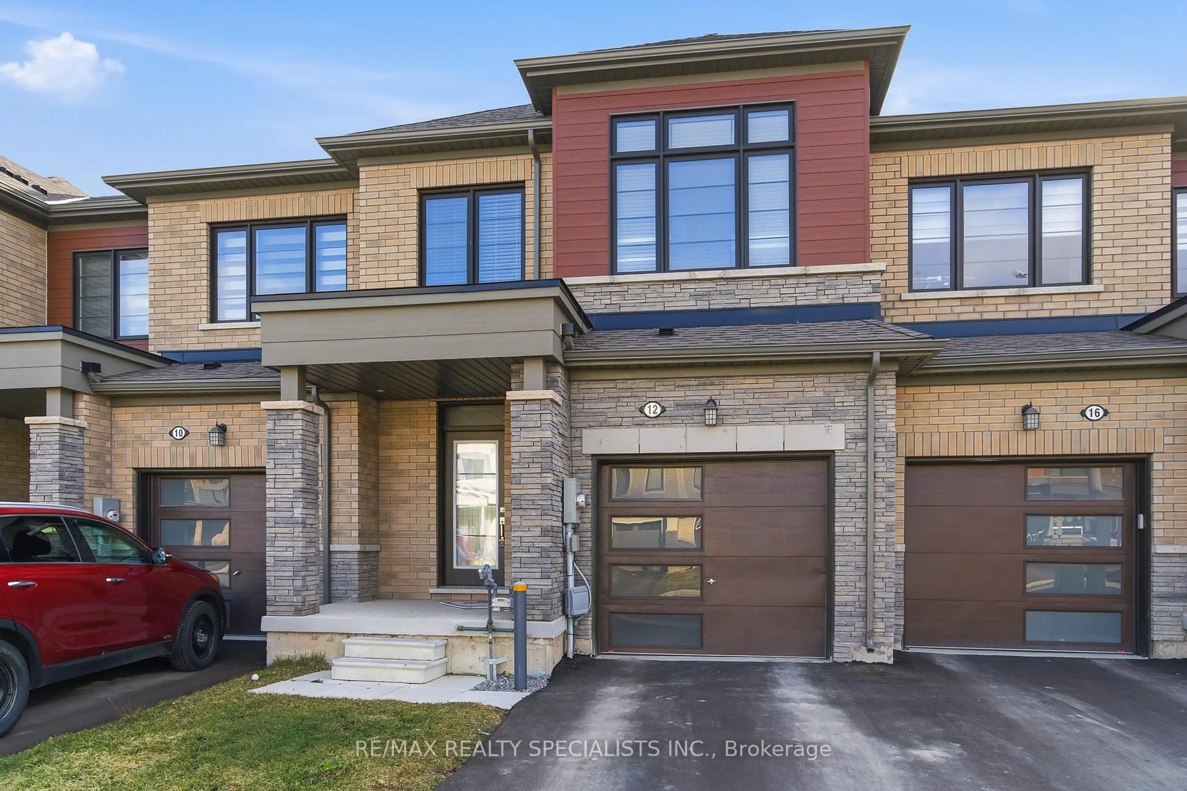 Home with brick exterior material, street for 12 LAVENDER Rd, Thorold Ontario L3B 0L4