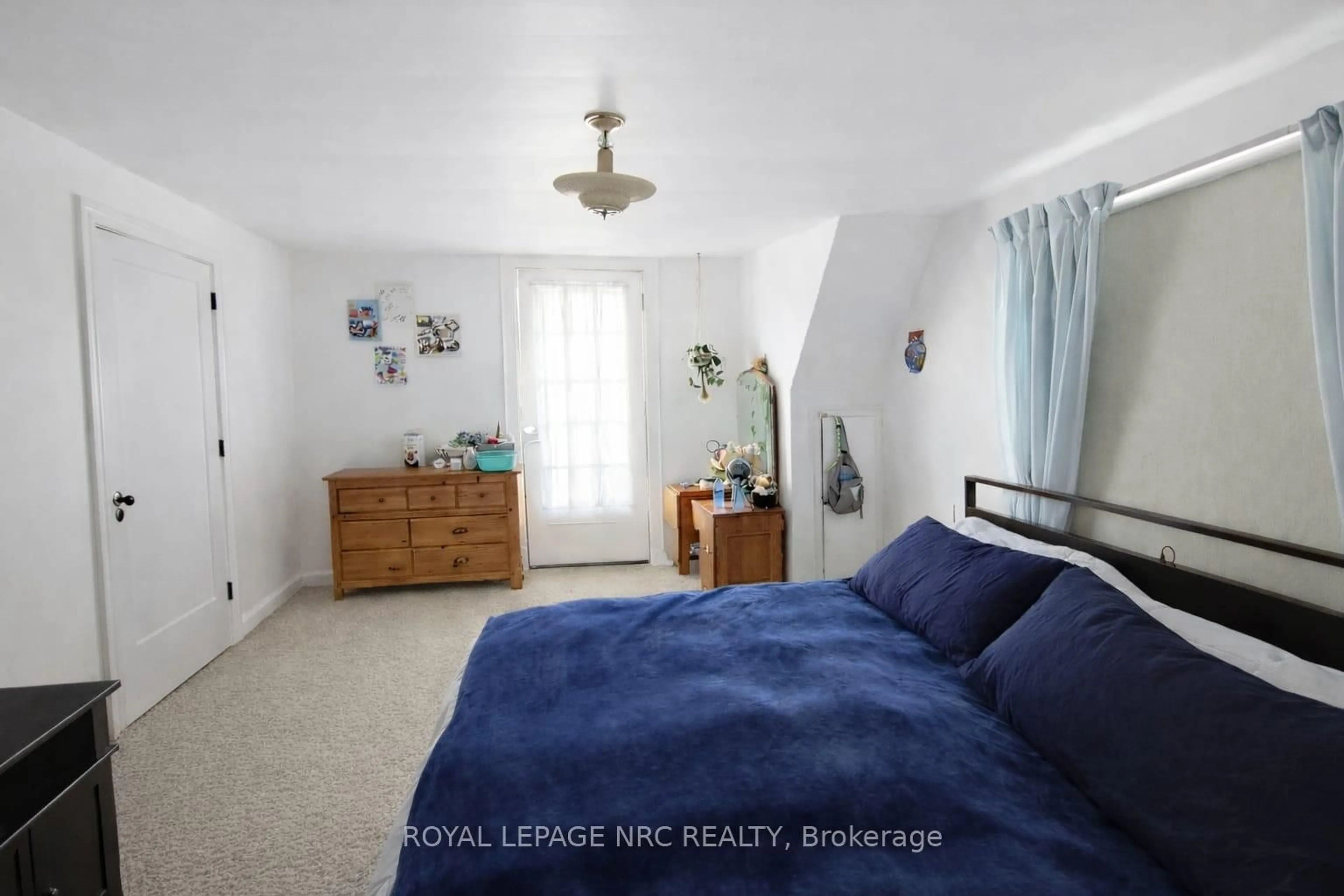 A pic of a room for 19 Lakeshore Rd, Port Colborne Ontario L3K 2S2