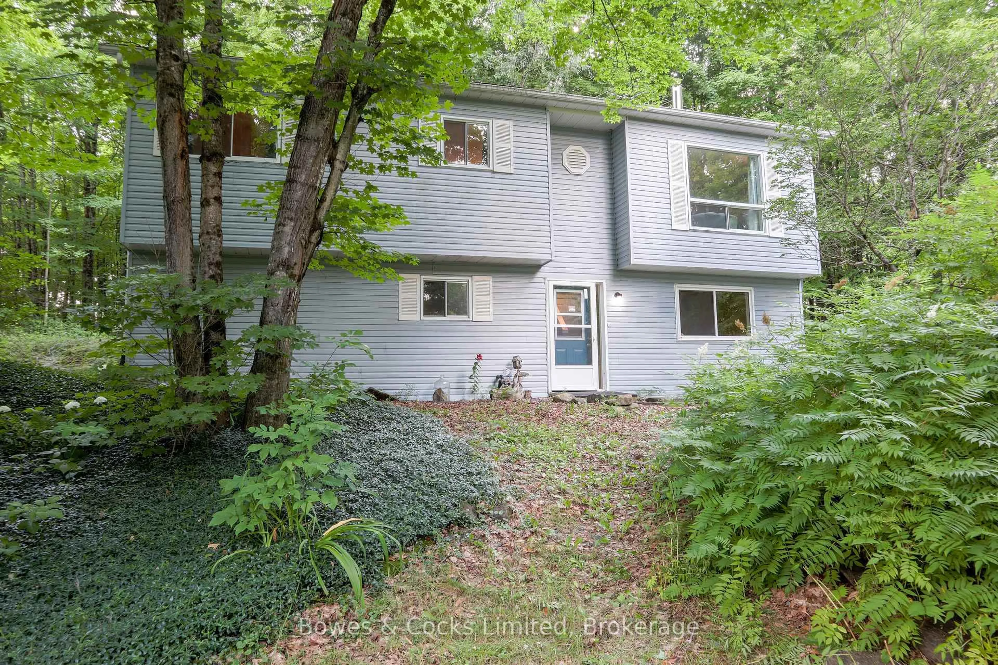 Home with vinyl exterior material, forest/trees view for 2276 County Road 620, North Kawartha Ontario K0L 1A0