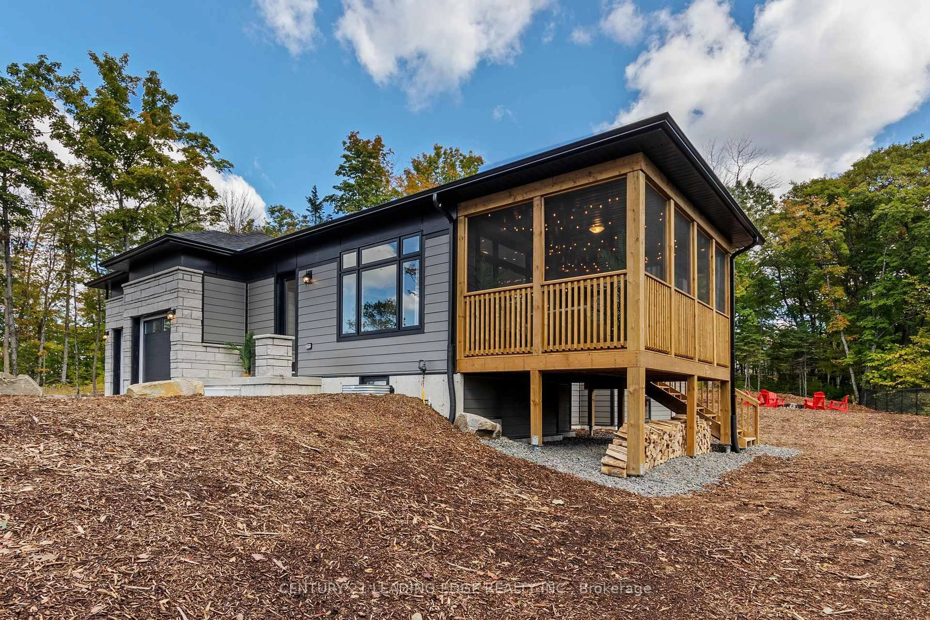 Home with vinyl exterior material, unknown for 1023 Kingsridge Crt, Lake of Bays Ontario P1H 0K1