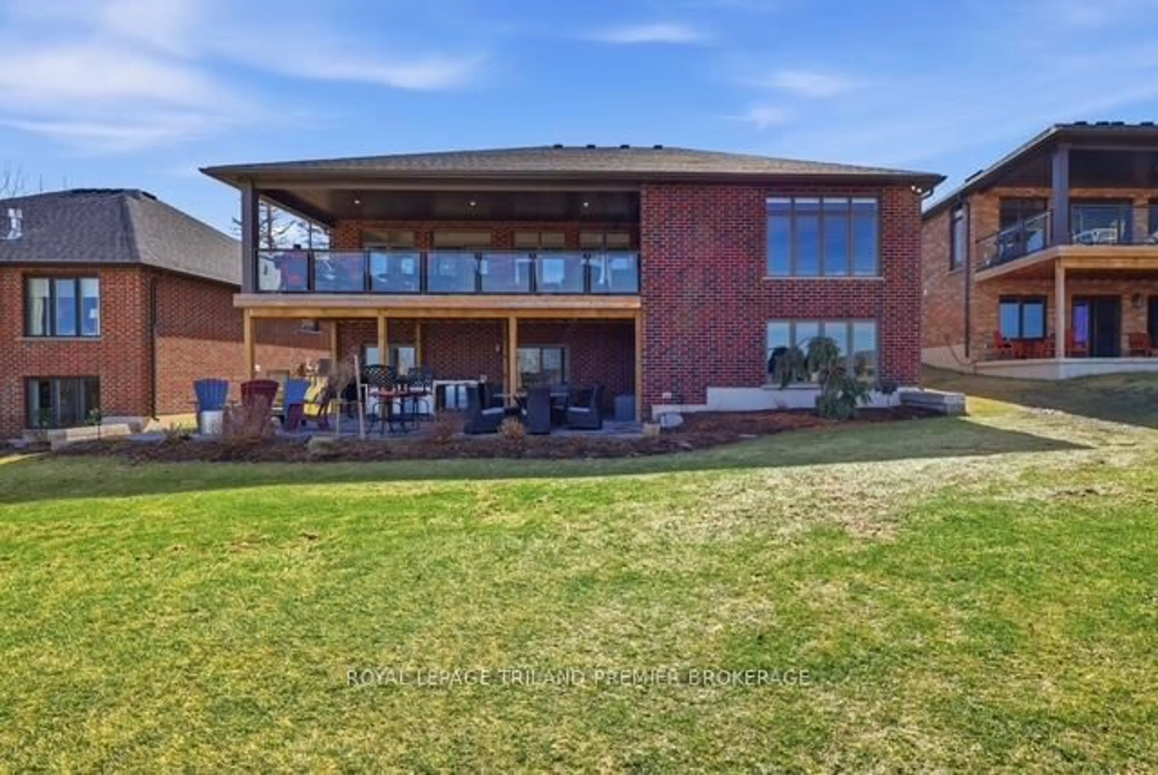 A pic from outside/outdoor area/front of a property/back of a property/a pic from drone, unknown for 1873 Sandy Somerville Lane, London South Ontario N6K 5R1