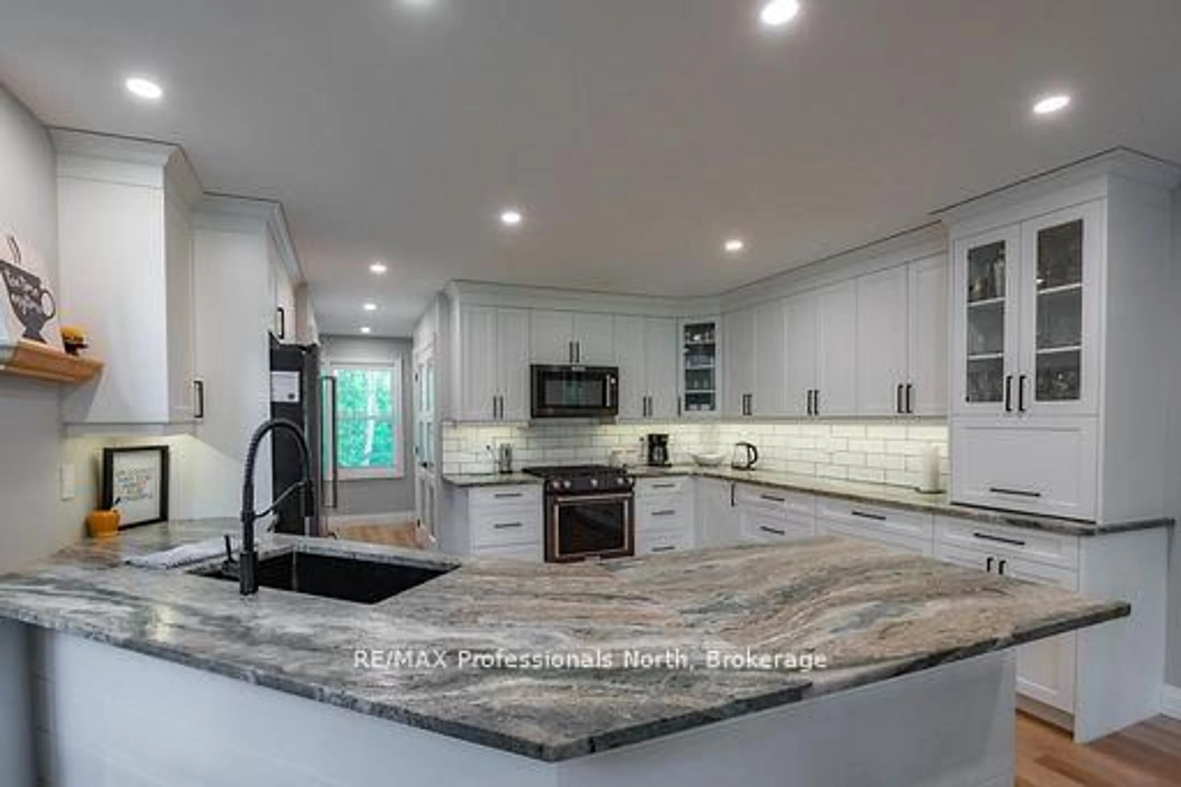 Open concept kitchen, ceramic/tile floor for 1677 Hospitality Rd, Minden Hills Ontario K0M 2K0