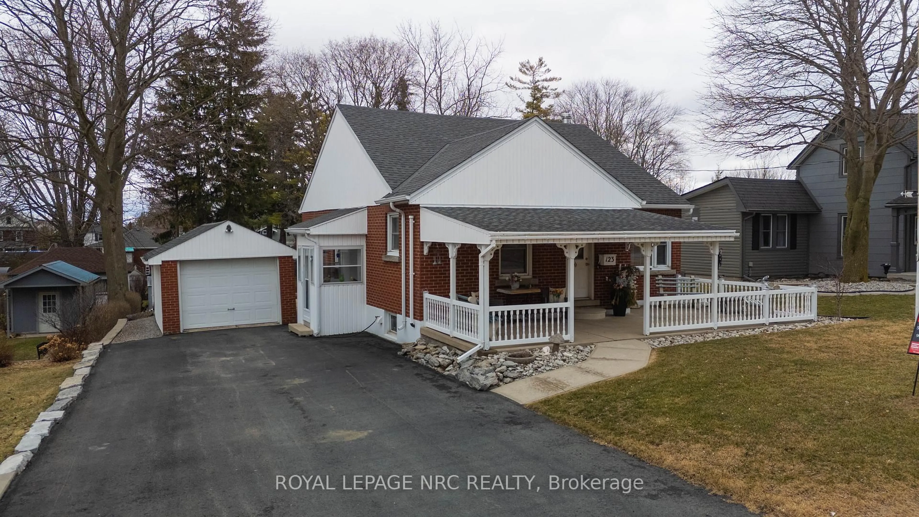 Unknown for 123 Sugarloaf St, Port Colborne Ontario L3K 2N5
