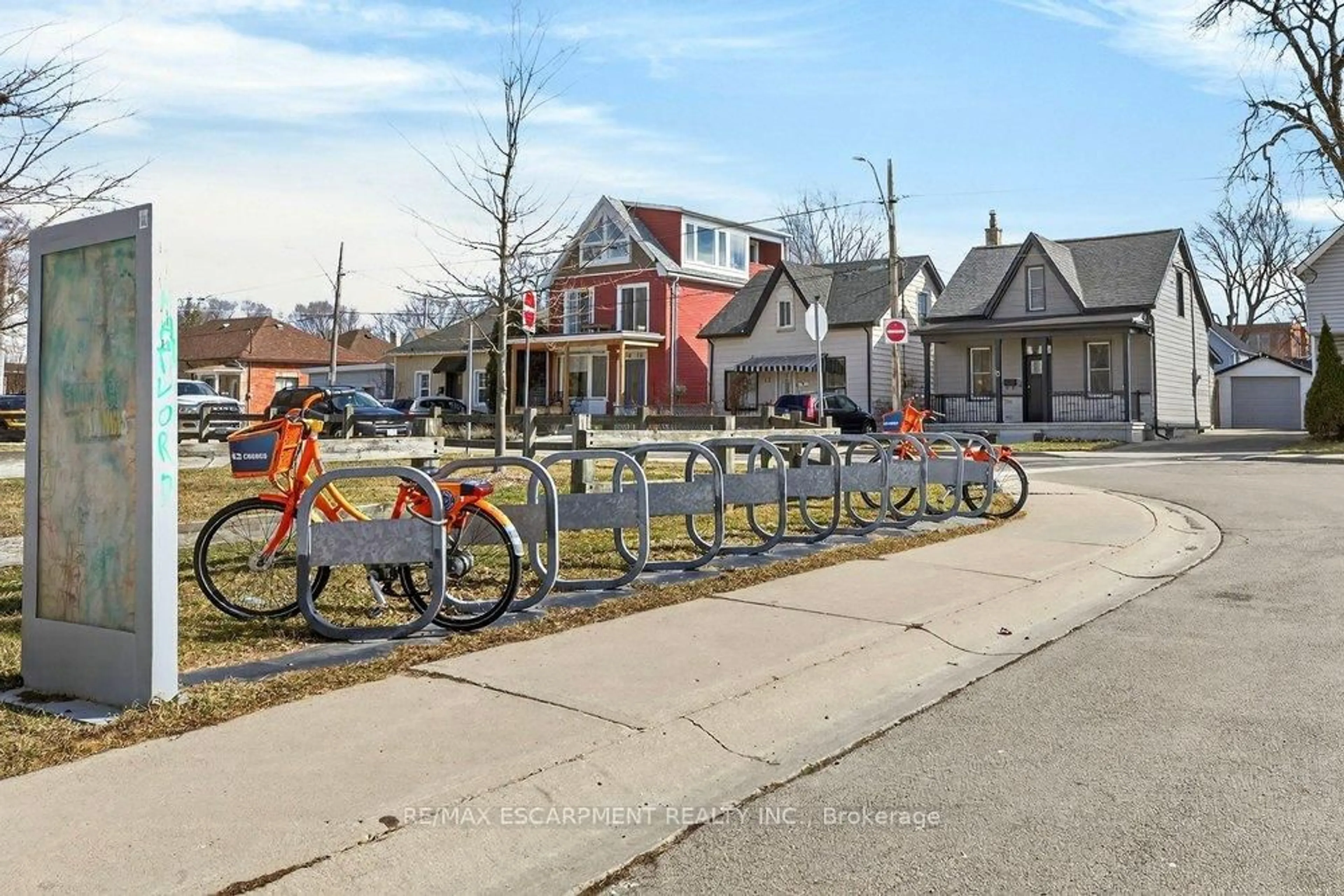 Unknown for 13 Richmond St, Hamilton Ontario L8P 4J3