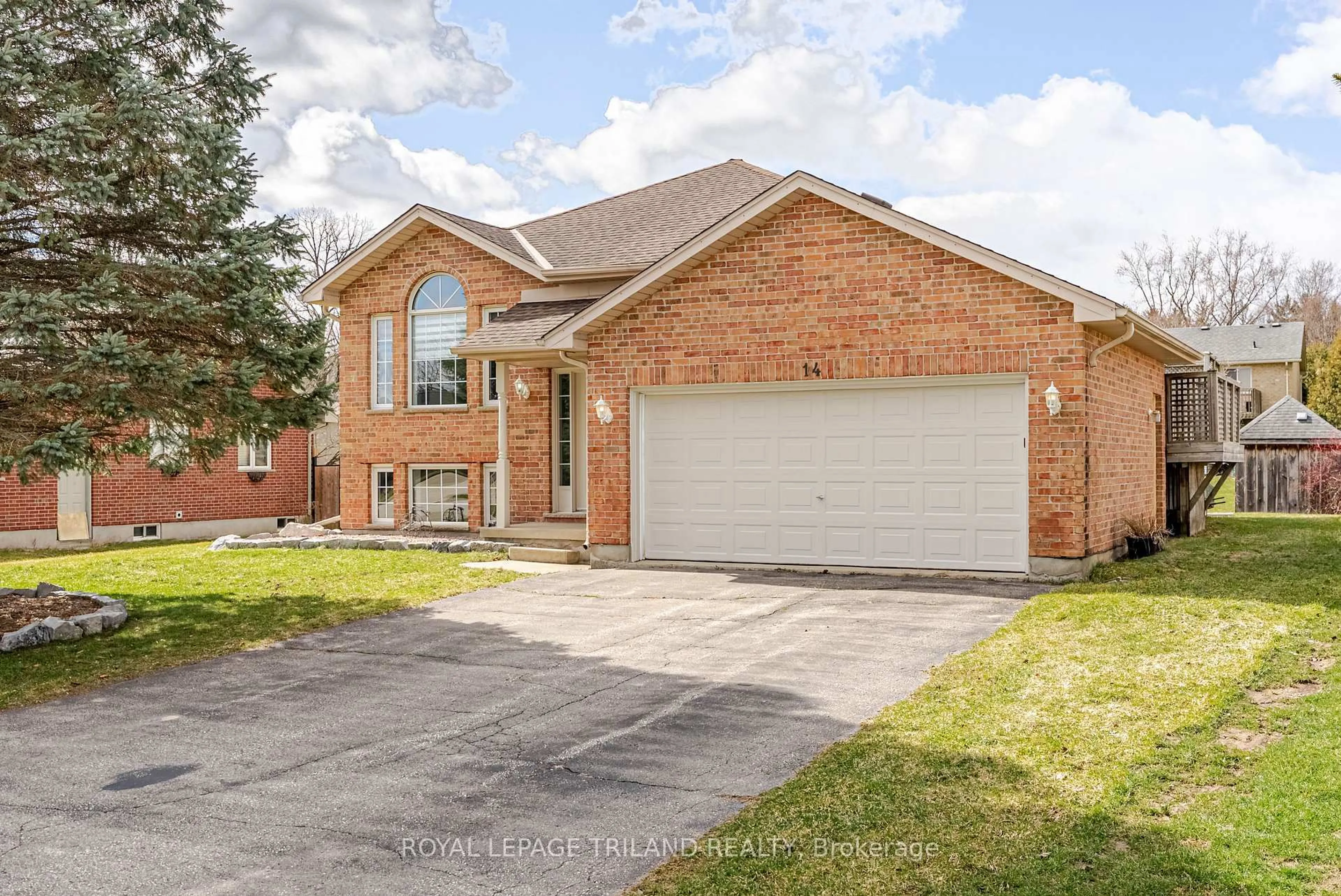 Home with brick exterior material, street for 14 Amber Dr, Thames Centre Ontario N0L 1G1