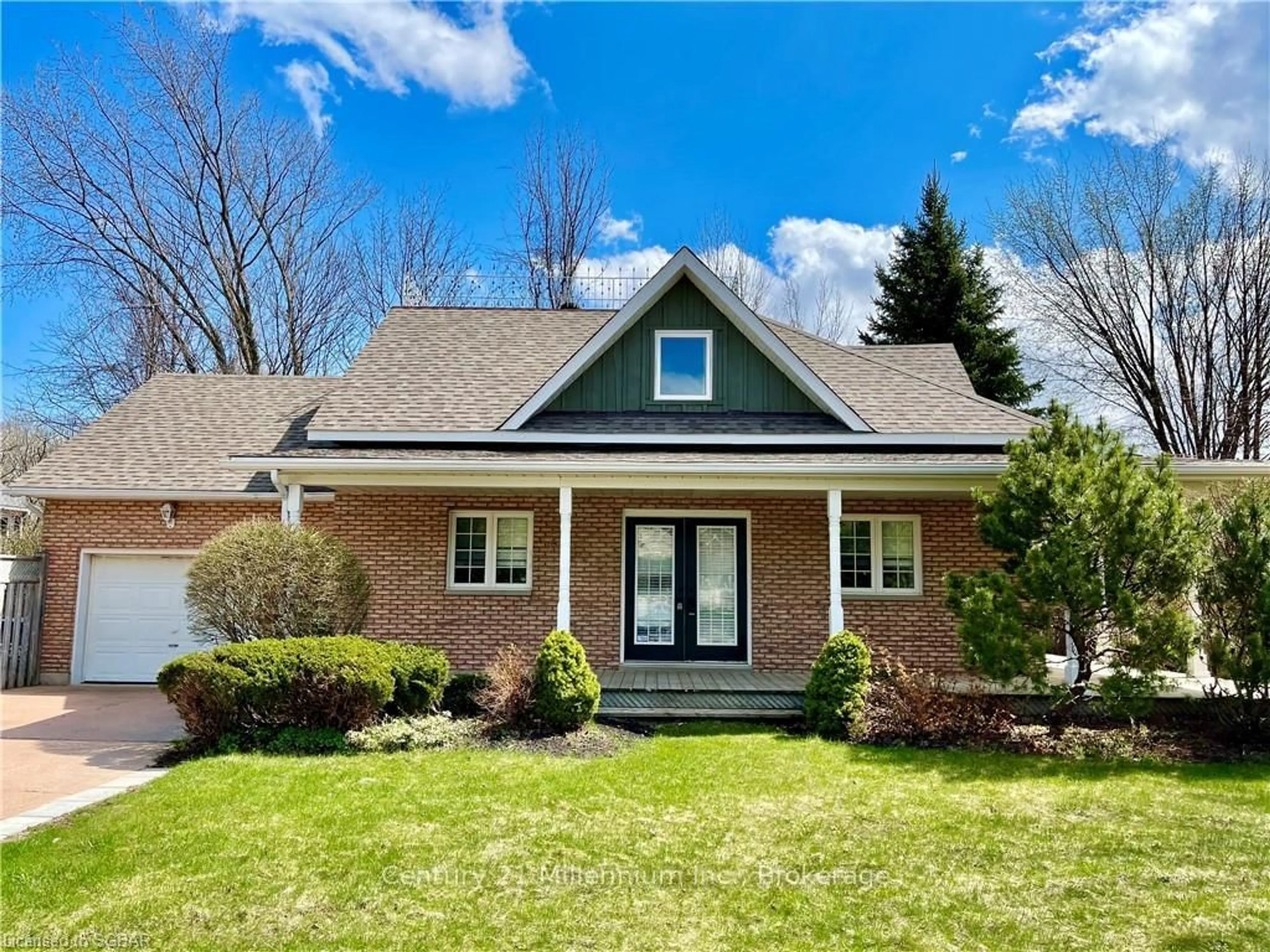 Home with brick exterior material, street for 102 LIISA'S Lane, Blue Mountains Ontario L9Y 3Z2