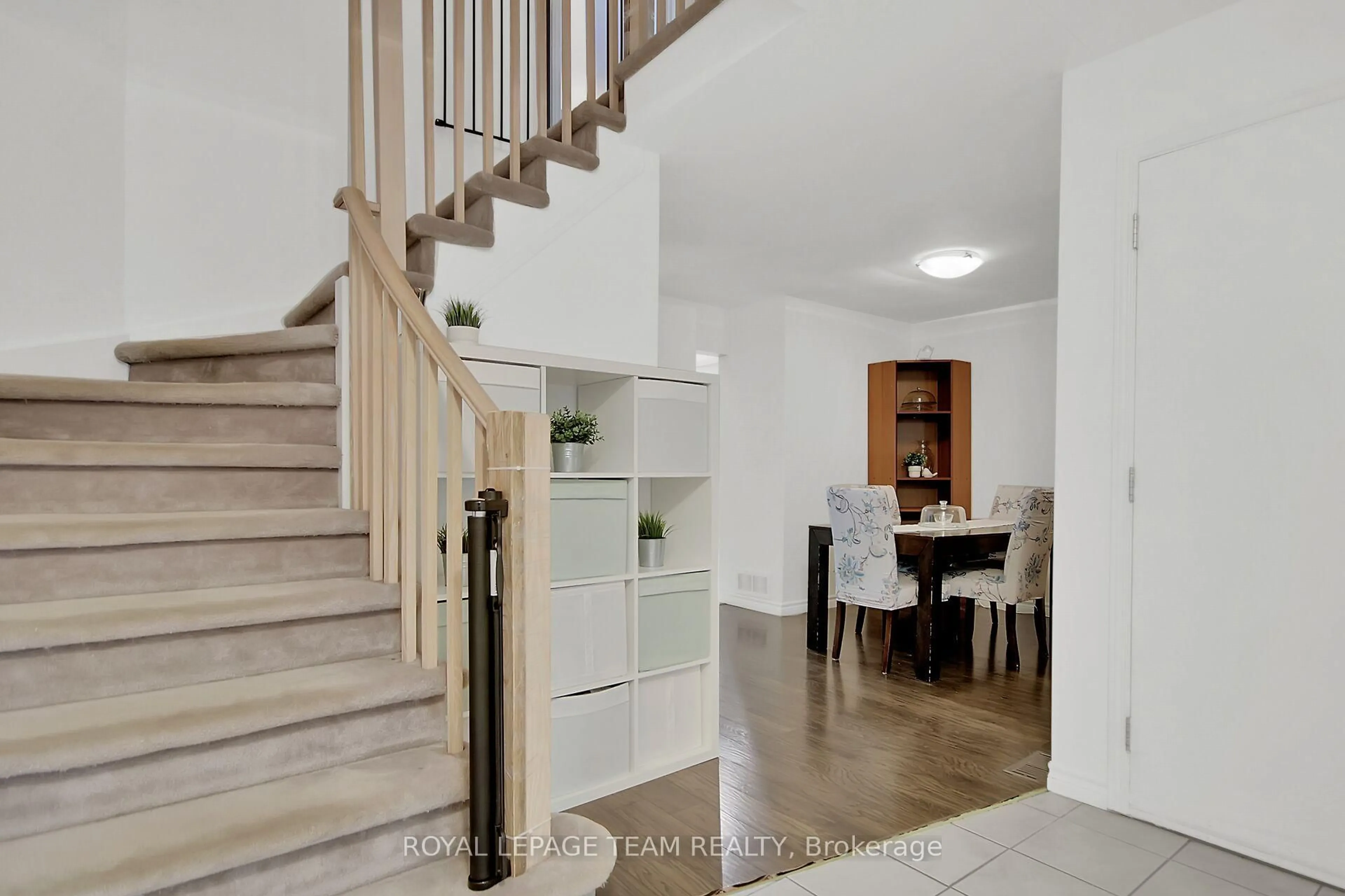 Stairs for 75 Inverary Dr, Ottawa Ontario K2K 2S1