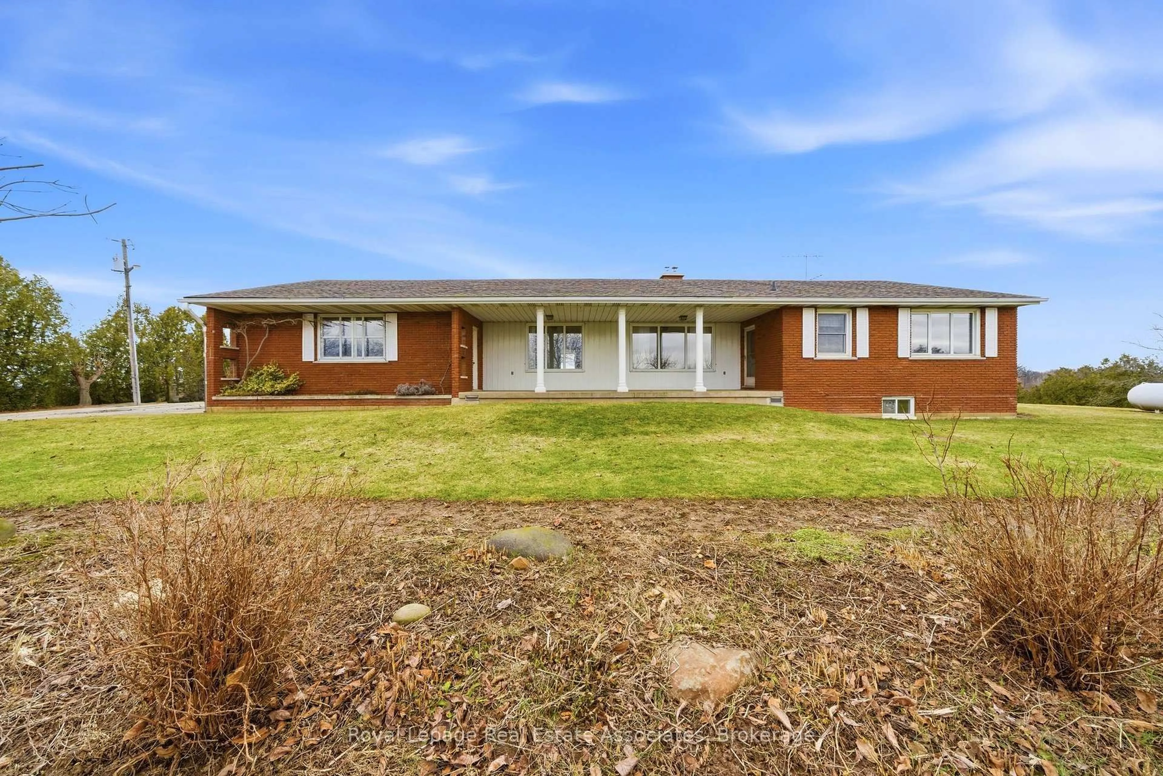 Unknown for 1137 Ridge Rd, Hamilton Ontario L8J 2X5