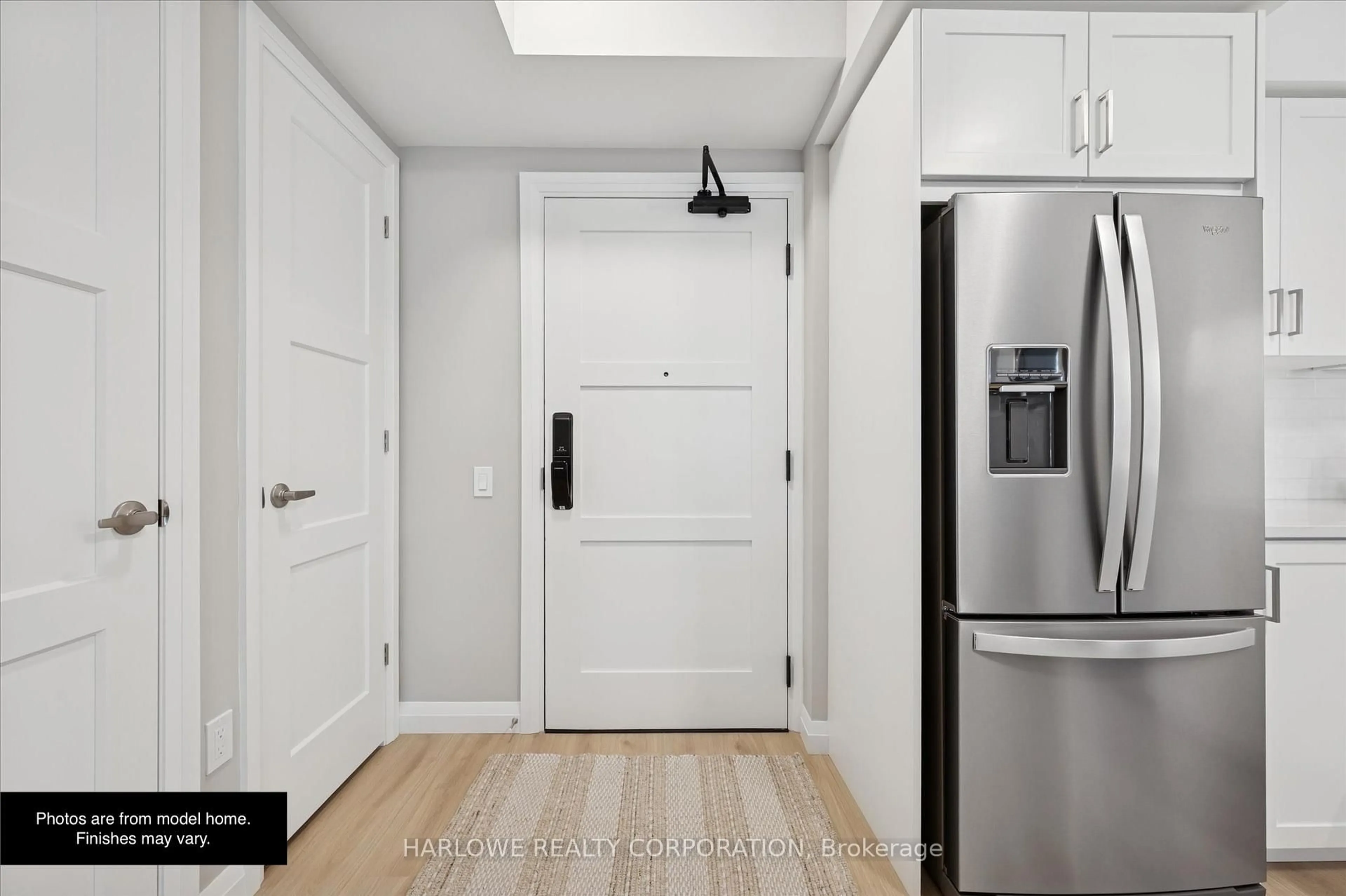 Indoor entryway for 93 Arthur St #812, Guelph Ontario N1E 0S6