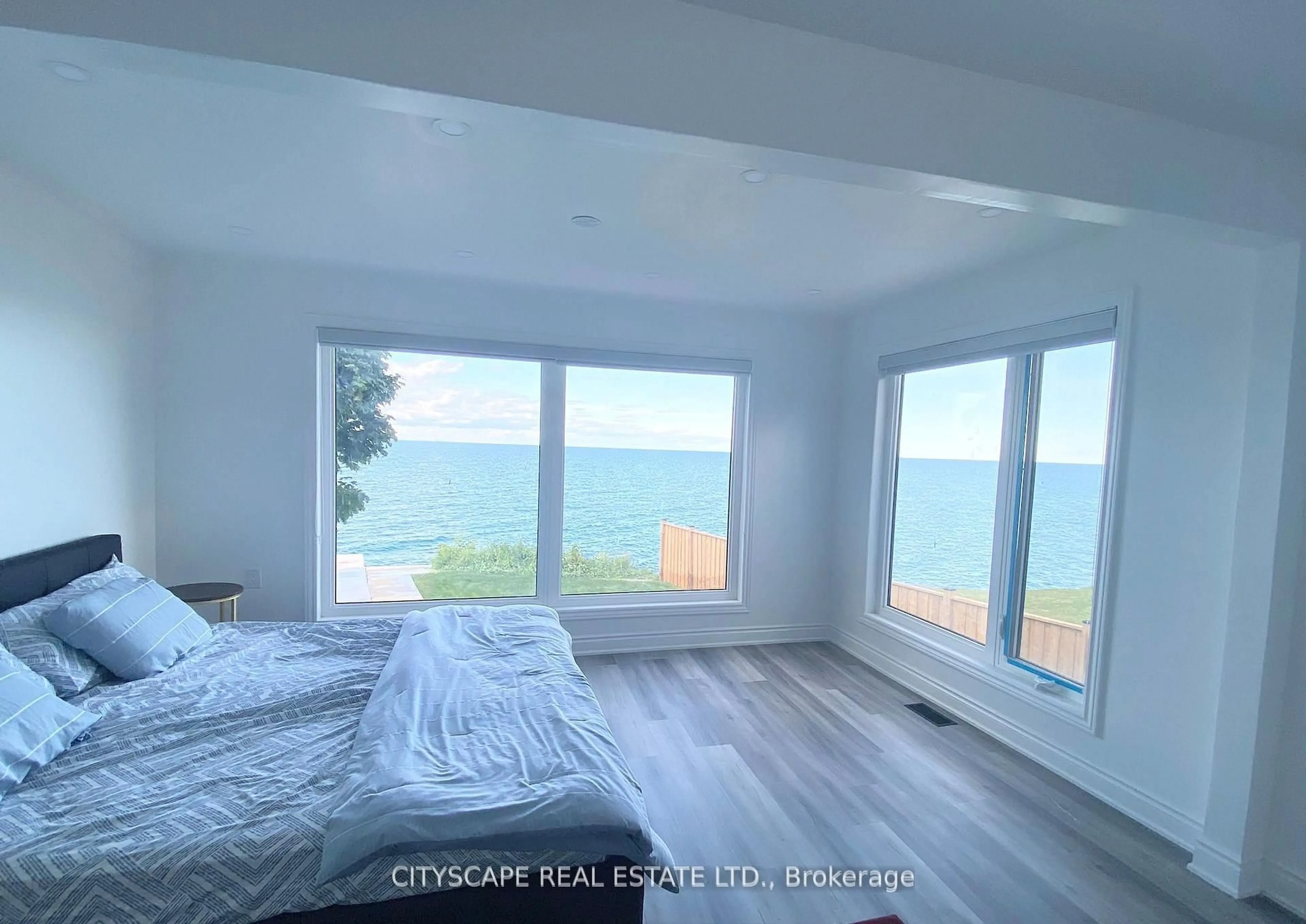 A pic of a room for 48 Seabreeze Cres, Hamilton Ontario L8E 5C8