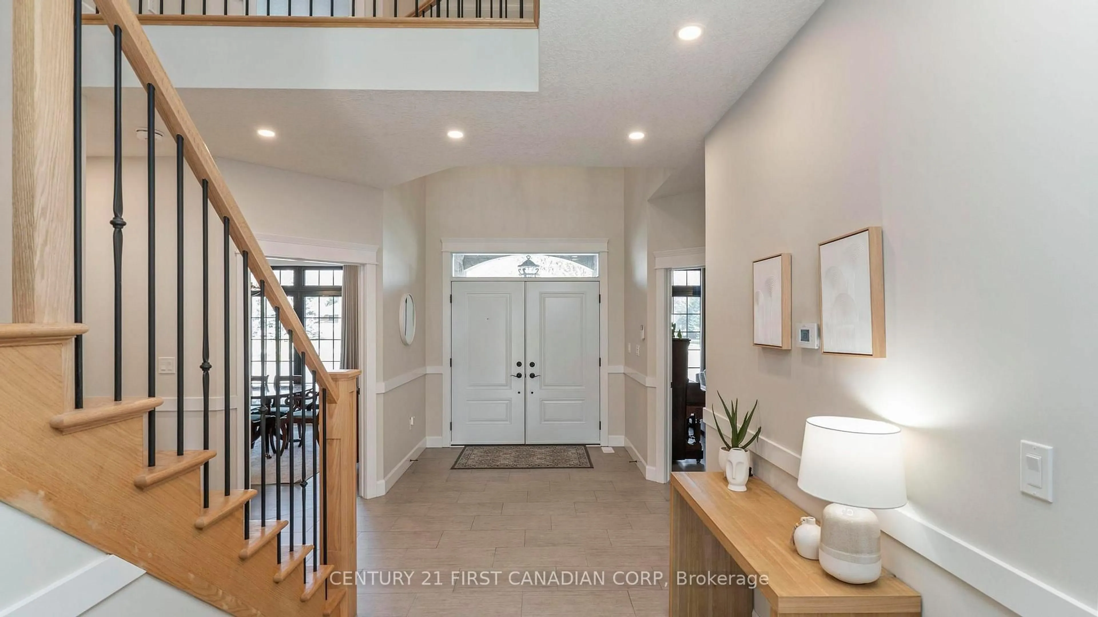Indoor entryway for 15257 Twelve Mile Rd, Middlesex Centre Ontario N0M 2A0