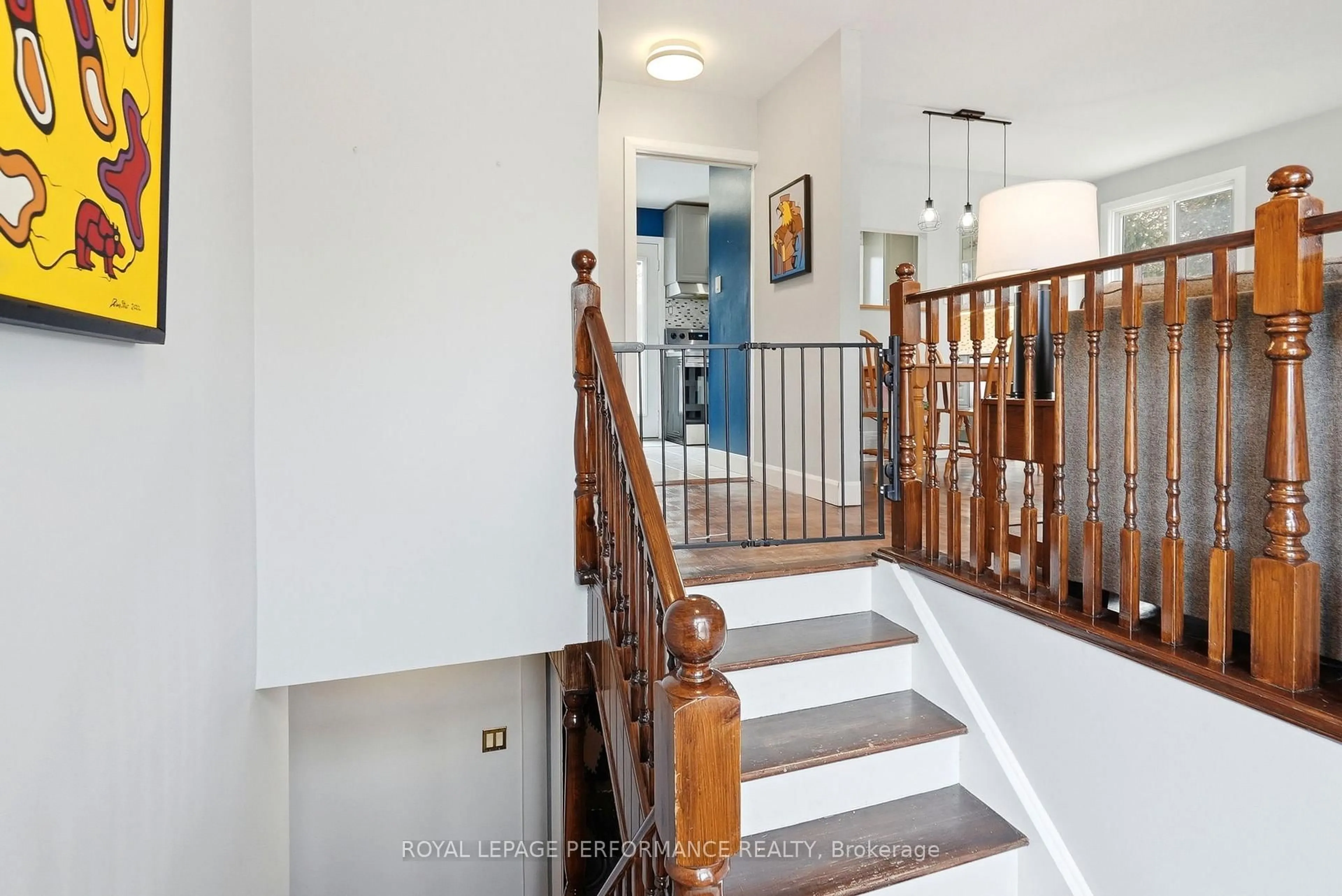 Indoor foyer for 6529 Rideau Valley Dr, Manotick Ontario K4M 1B3