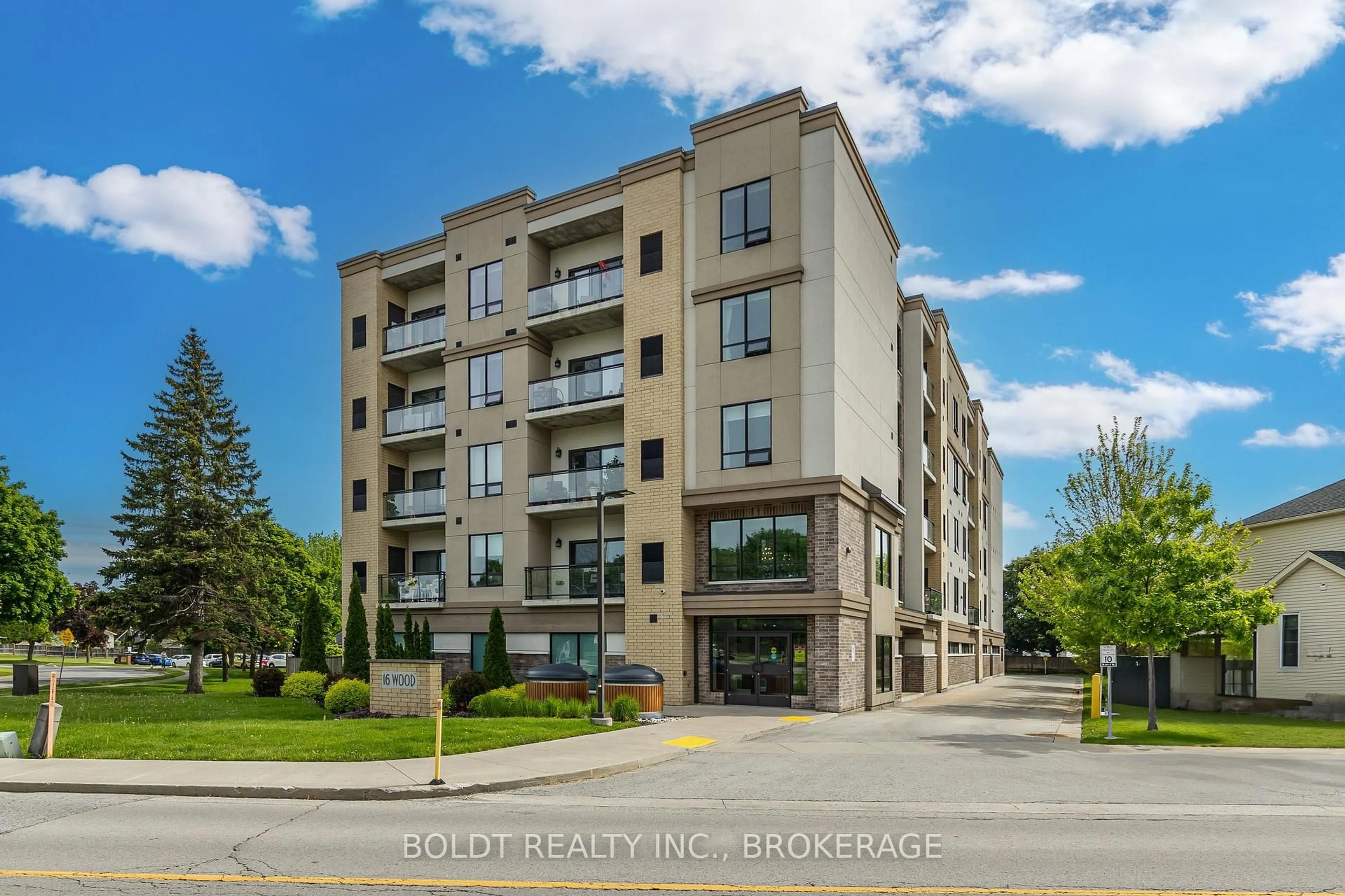 Unknown for 16 Wood St #507, St. Catharines Ontario L2N 2A9