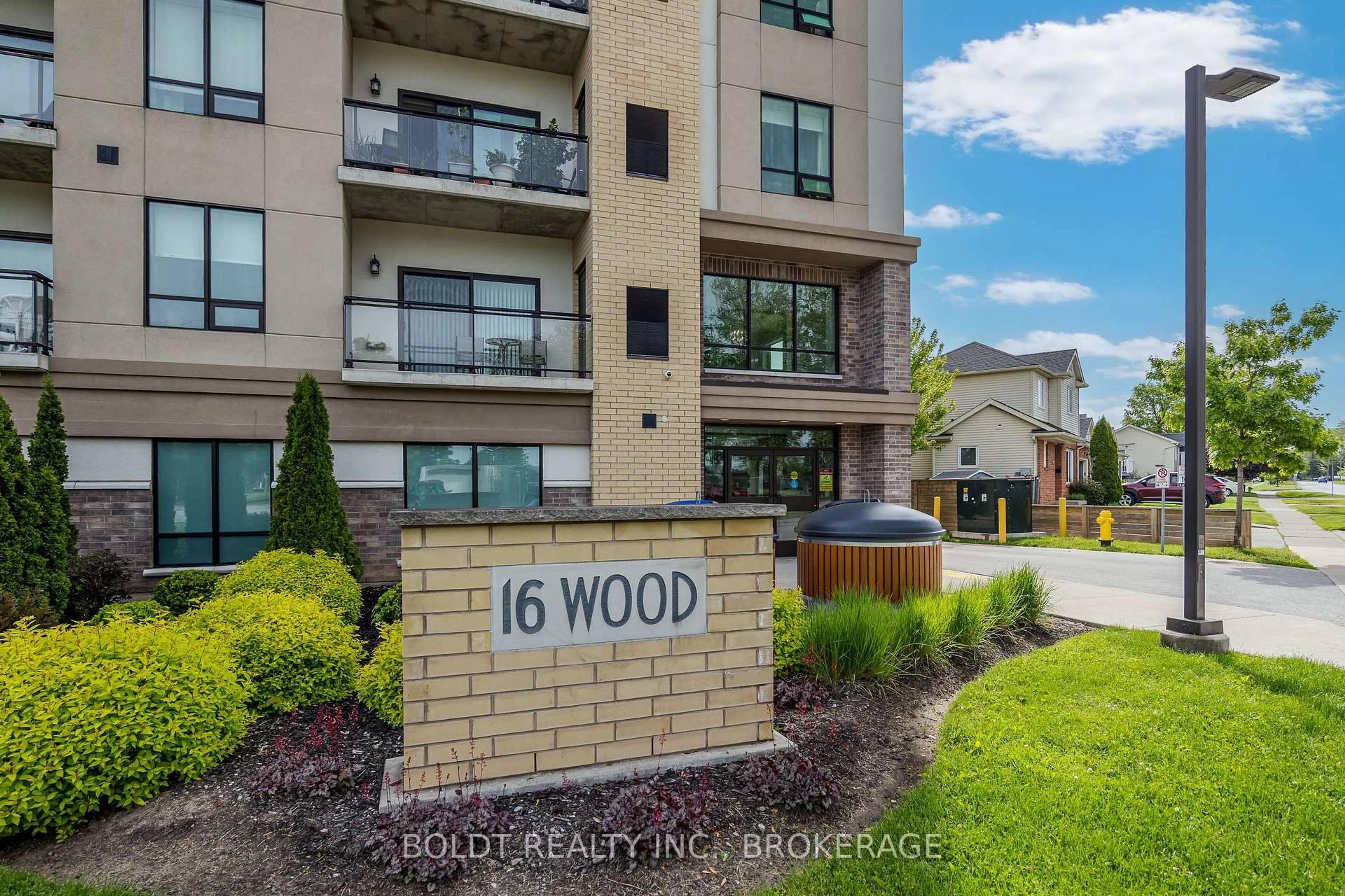 Unknown for 16 Wood St #507, St. Catharines Ontario L2N 2A9