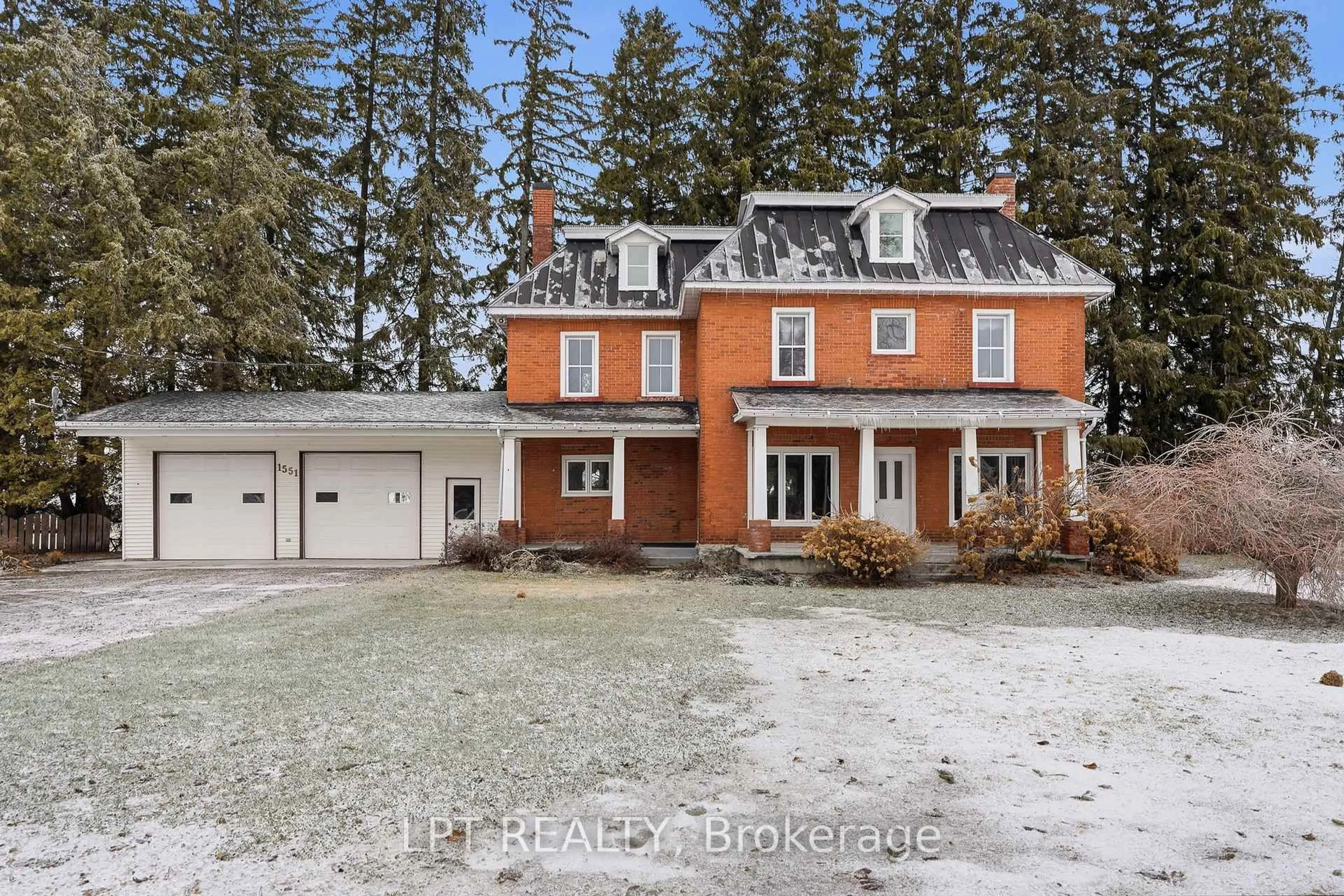 A pic from outside/outdoor area/front of a property/back of a property/a pic from drone, street for 6671 County Road 10 Rd, The Nation Ontario K0B 1R0