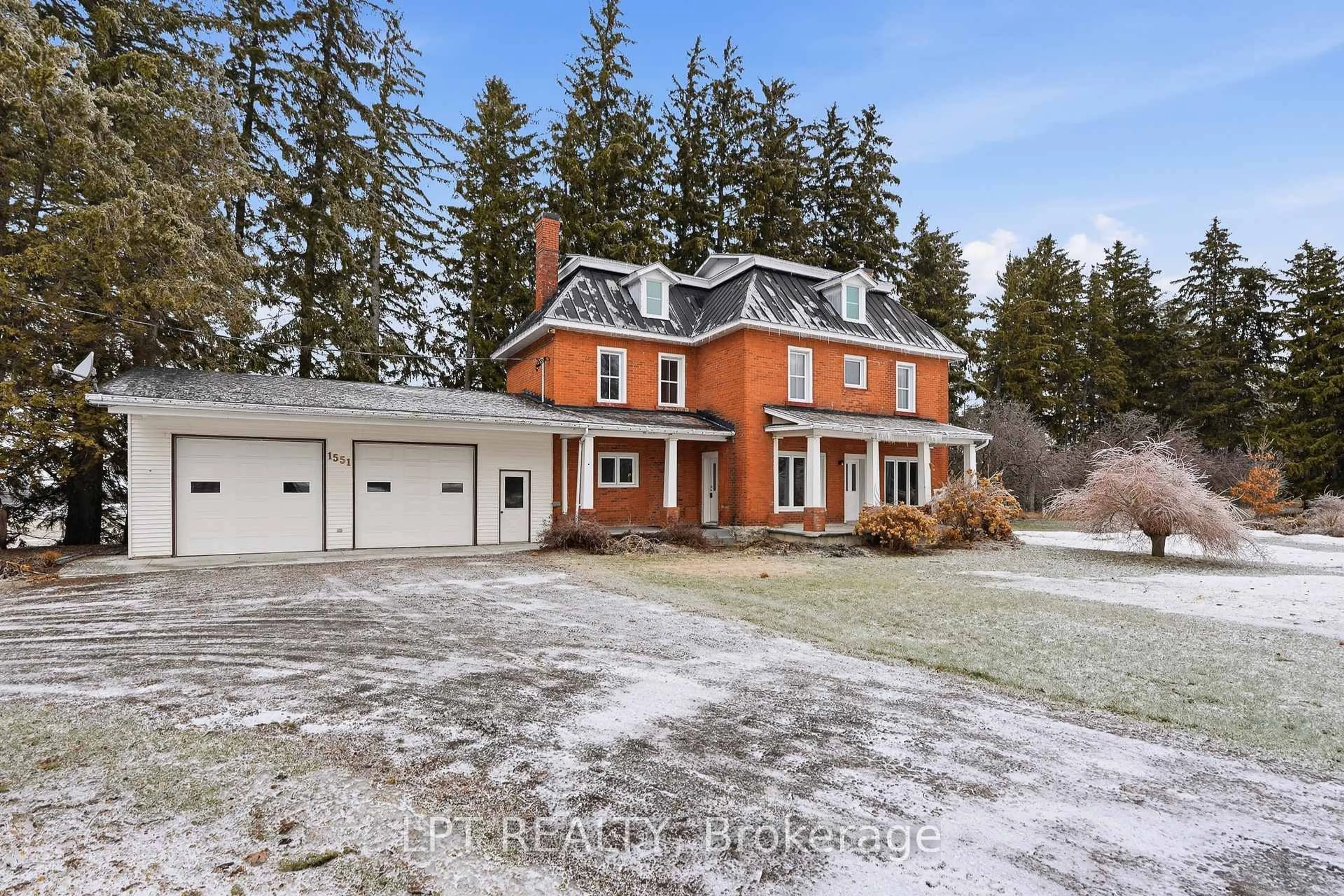 A pic from outside/outdoor area/front of a property/back of a property/a pic from drone, street for 6671 County Road 10 Rd, The Nation Ontario K0B 1R0