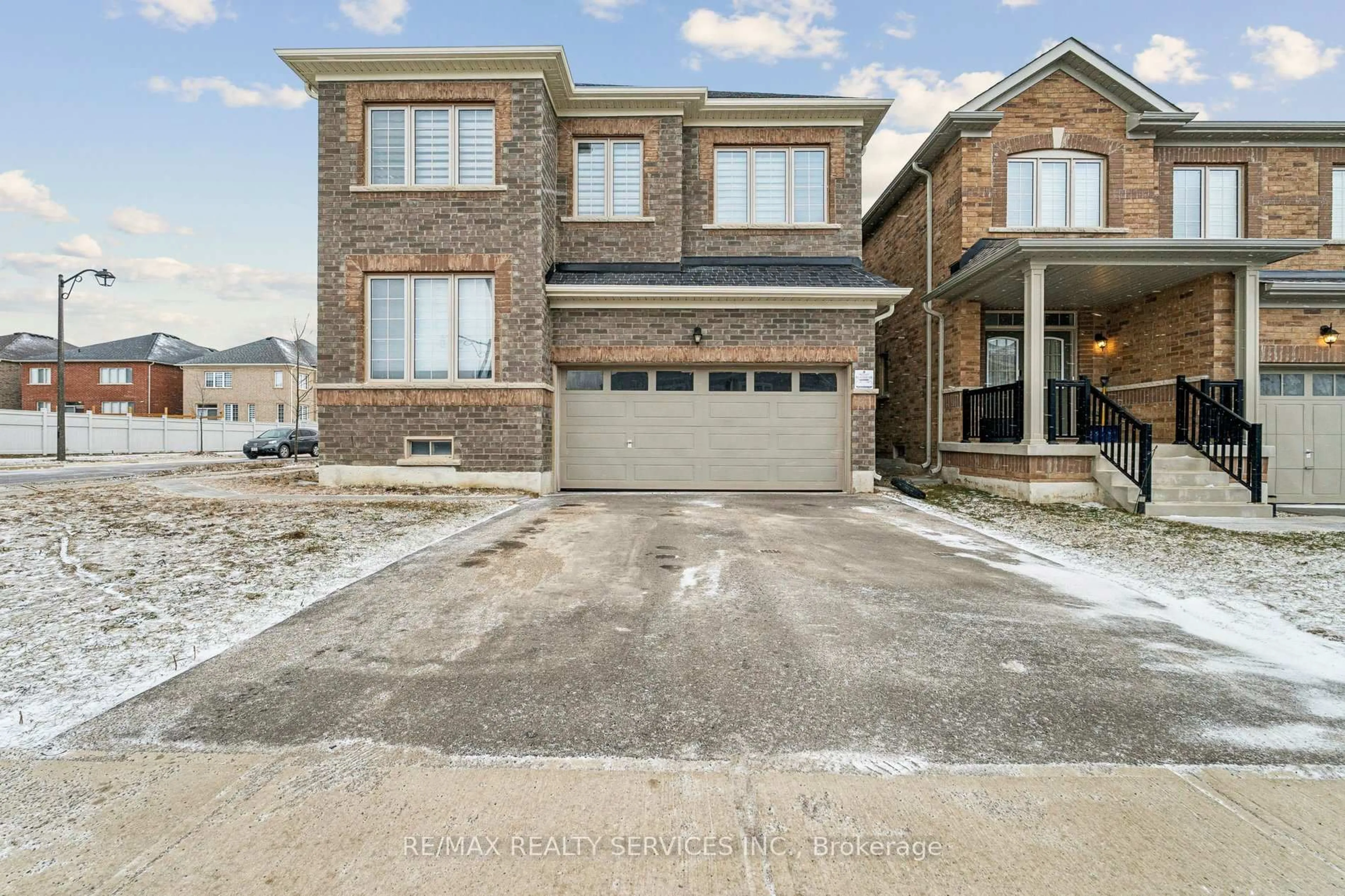 Home with brick exterior material, street for 525 Red Elm Rd, Shelburne Ontario L6V 3Y5