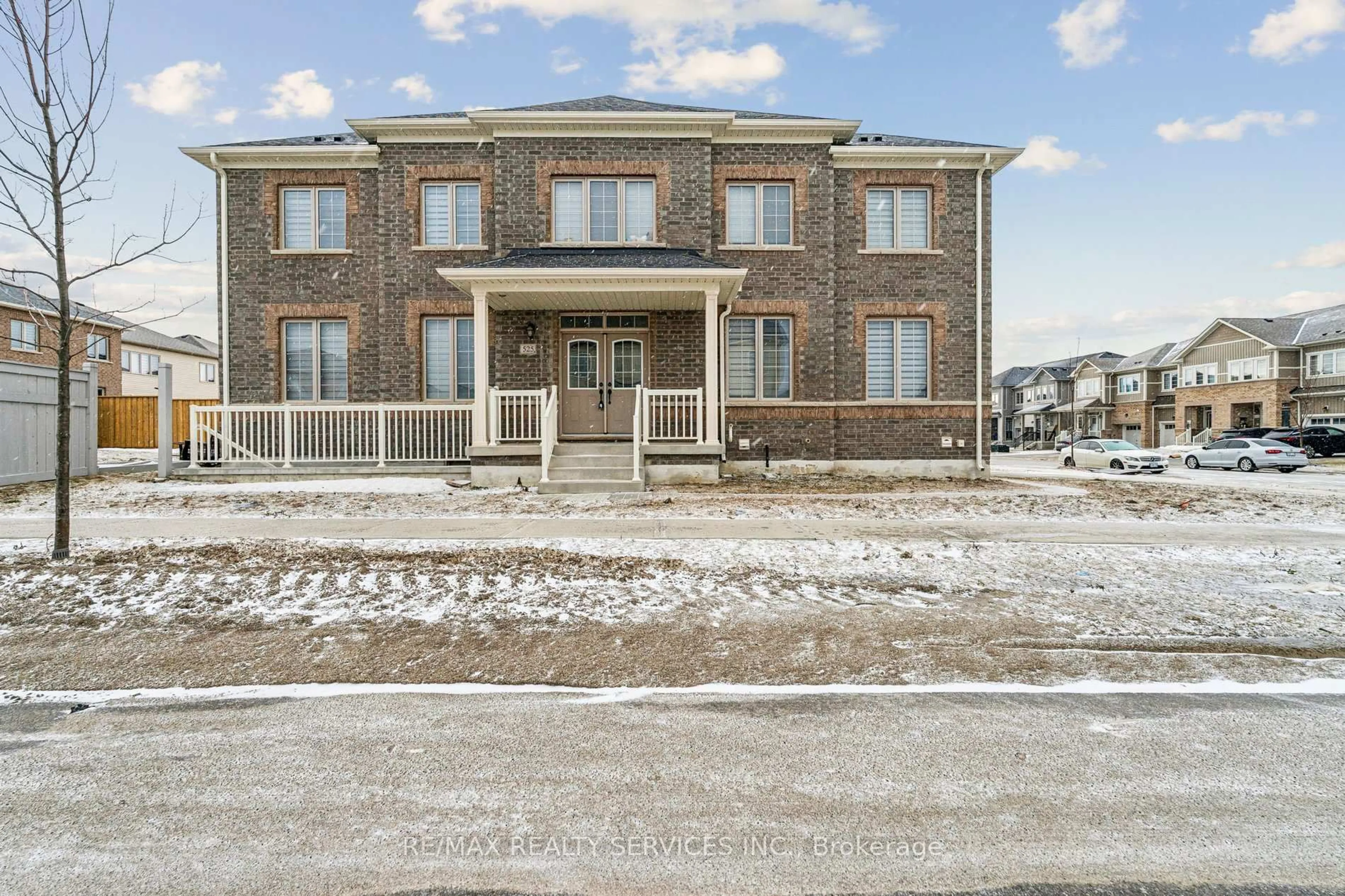 Home with brick exterior material, building for 525 Red Elm Rd, Shelburne Ontario L6V 3Y5