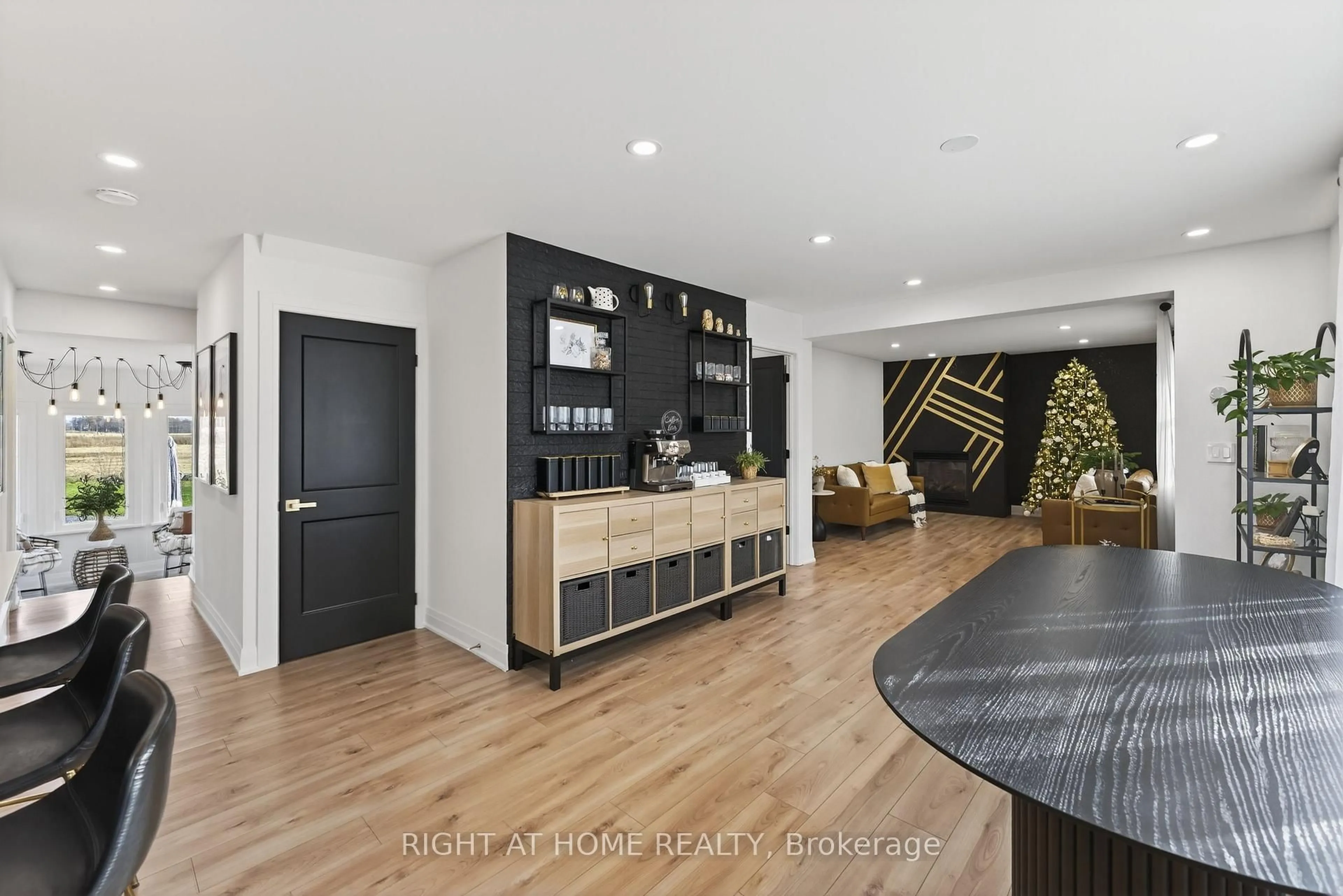 Unknown for 1234 SPEARS Rd, Fort Erie Ontario L2A 4N3