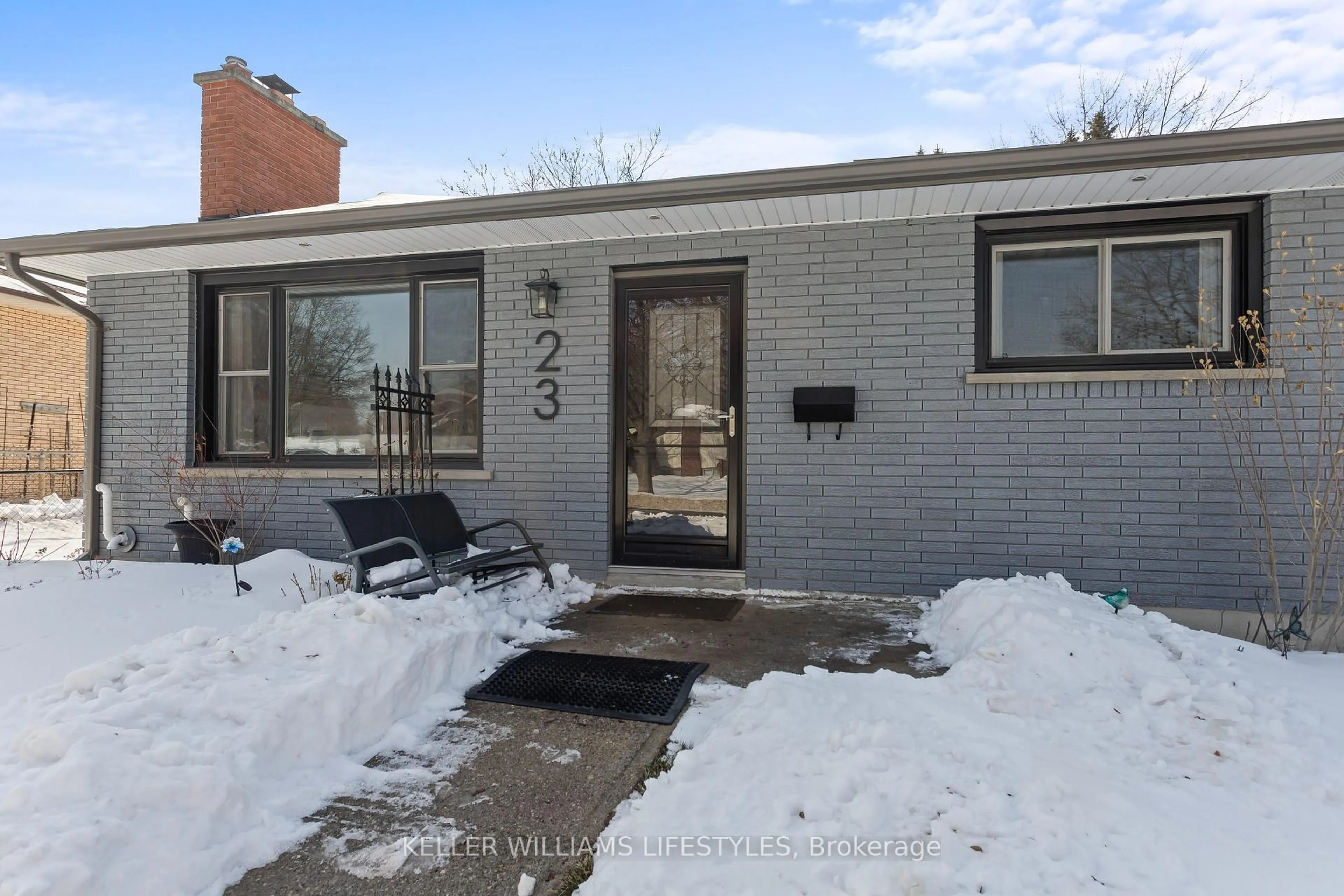 Unknown for 23 Stormont Dr, London South Ontario N5Z 3Z4