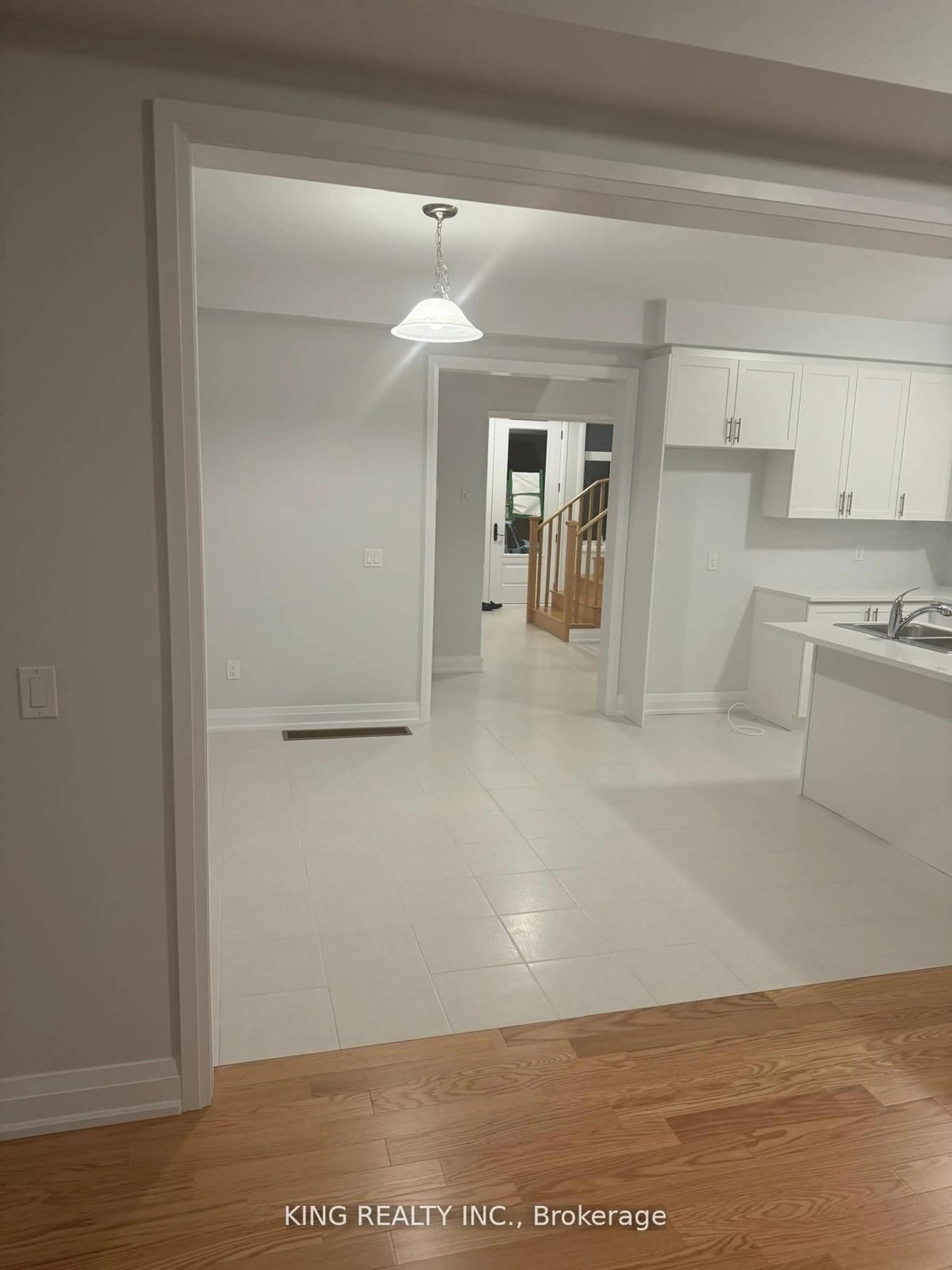 A pic of a room for 141 Cole Terr, Woodstock Ontario N4S 7W2