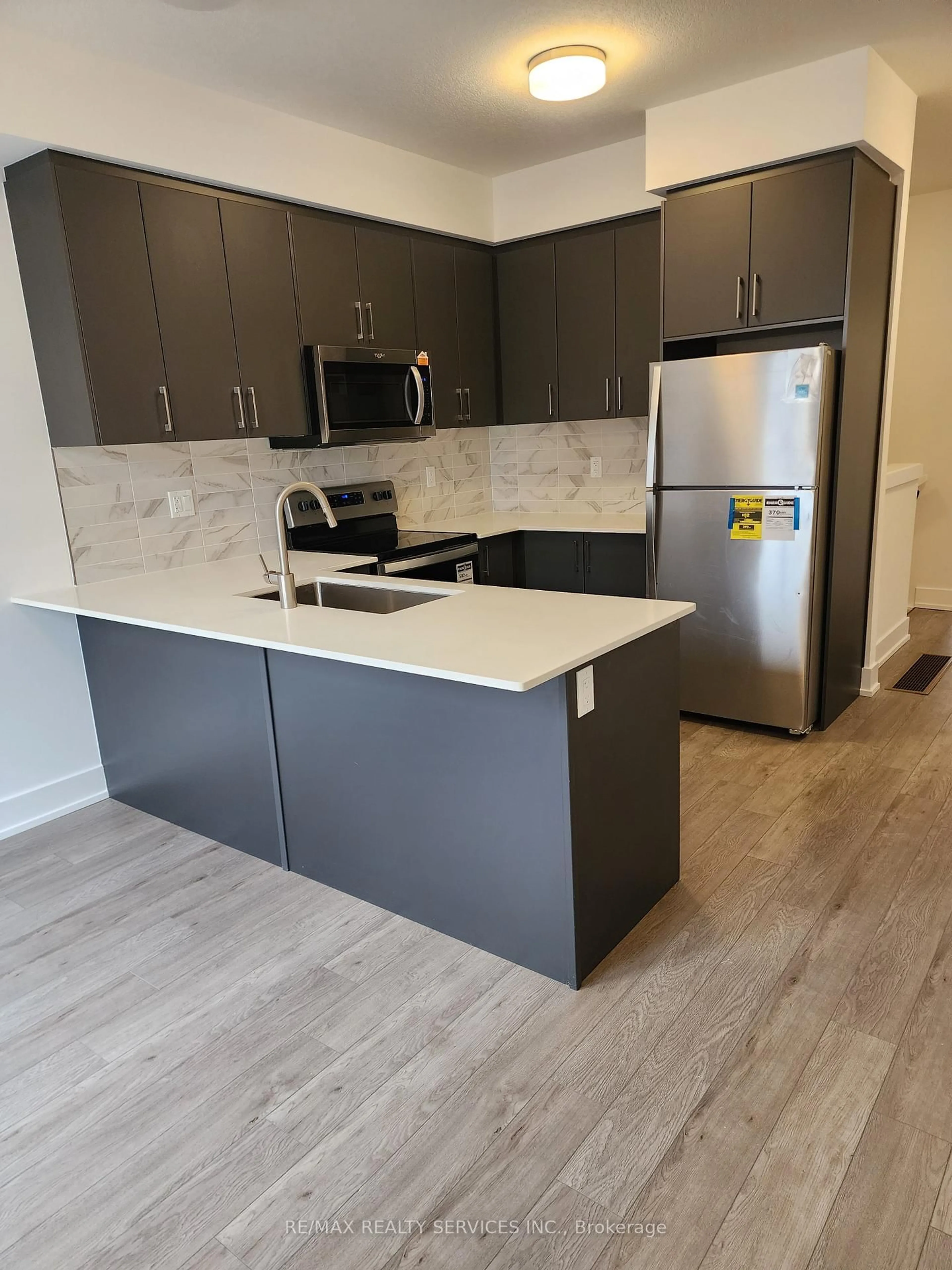 Open concept kitchen, unknown for 99 Roger St #43, Waterloo Ontario N2J 1A4
