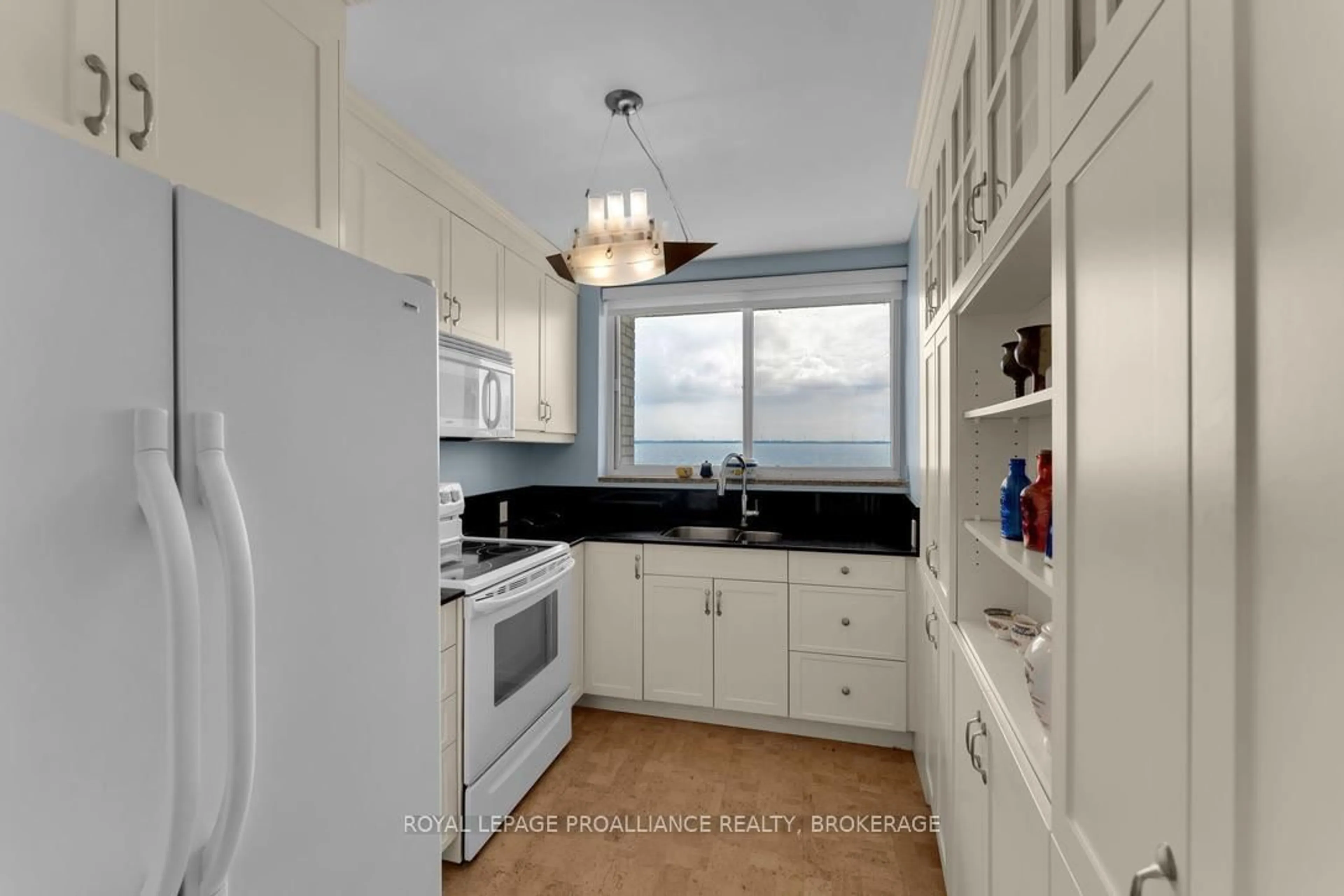 Standard kitchen, unknown for 1 Mowat Ave #604, Kingston Ontario M7M 1J8