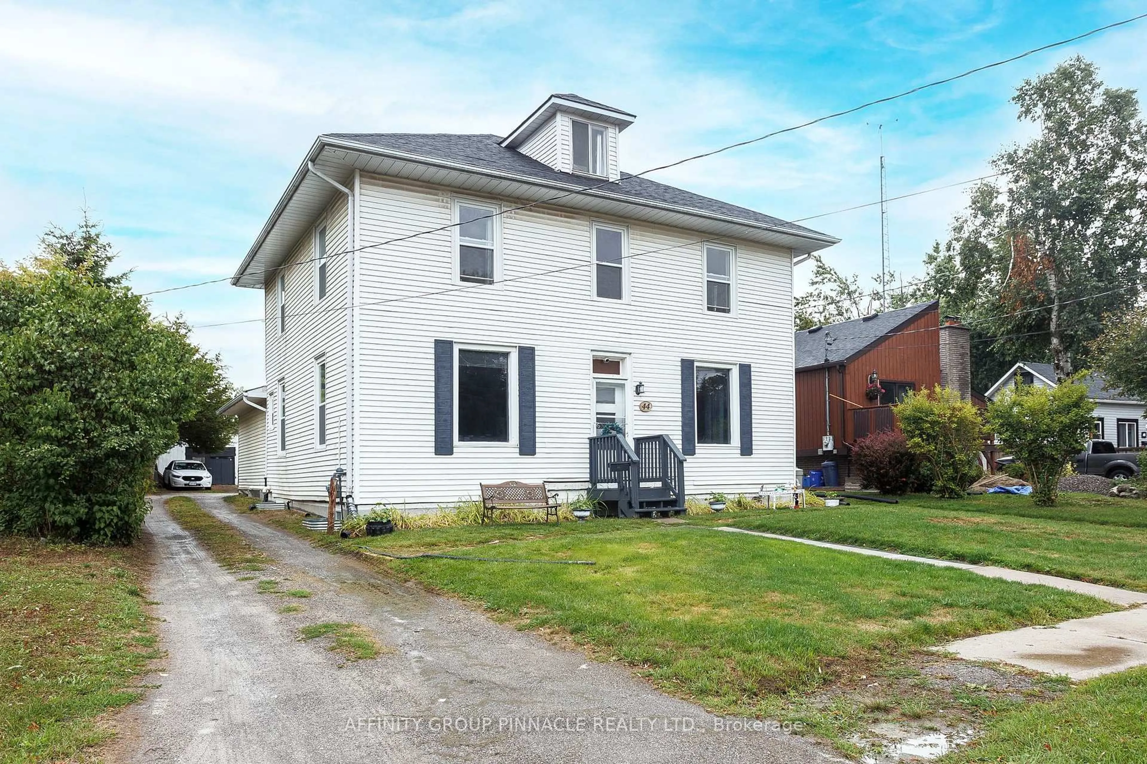 Unknown for 44 St Patrick St, Kawartha Lakes Ontario K9V 1R3