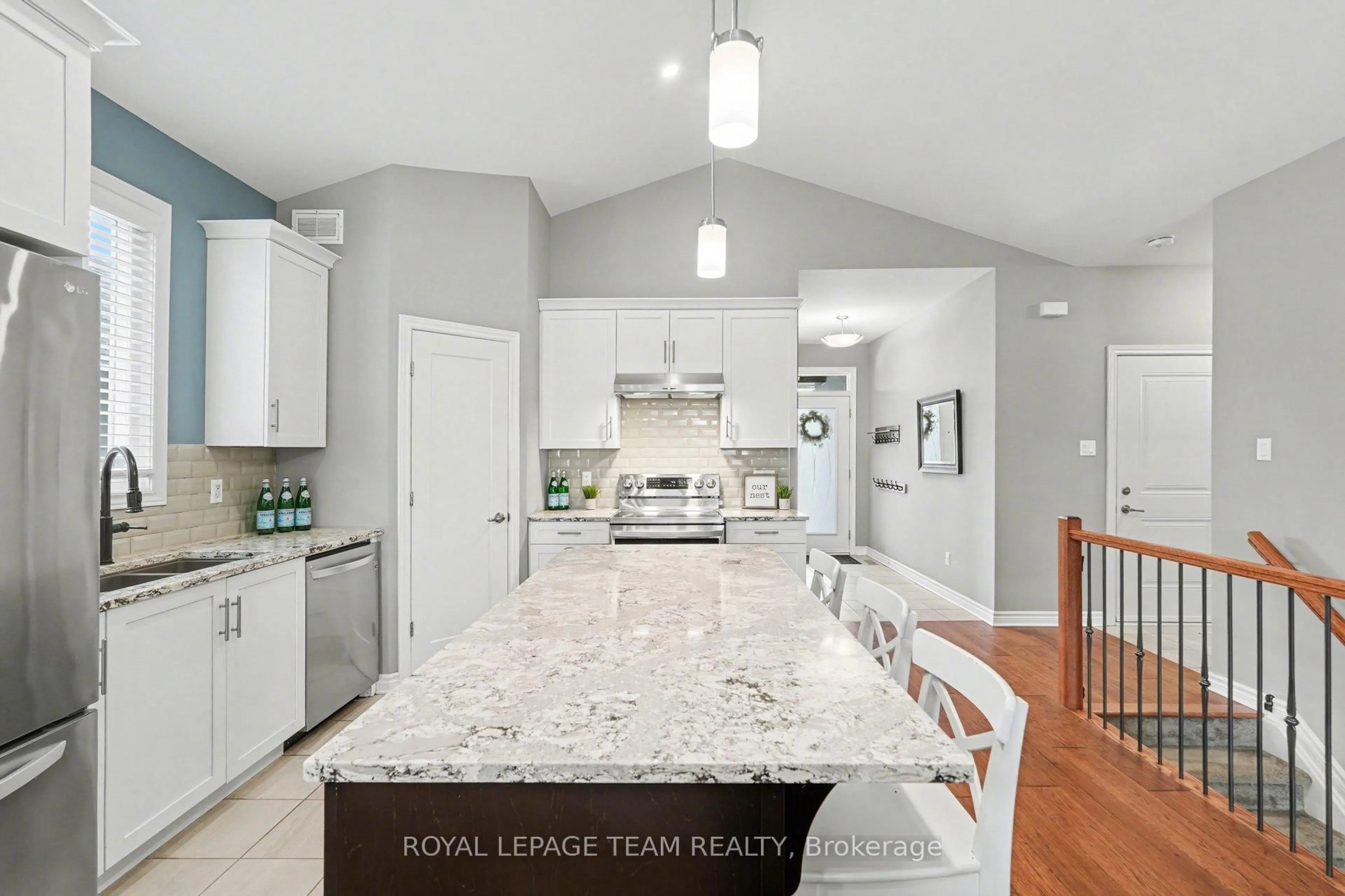 Open concept kitchen, ceramic/tile floor for 855 Reaume St, Almonte Ontario K0A 1A0