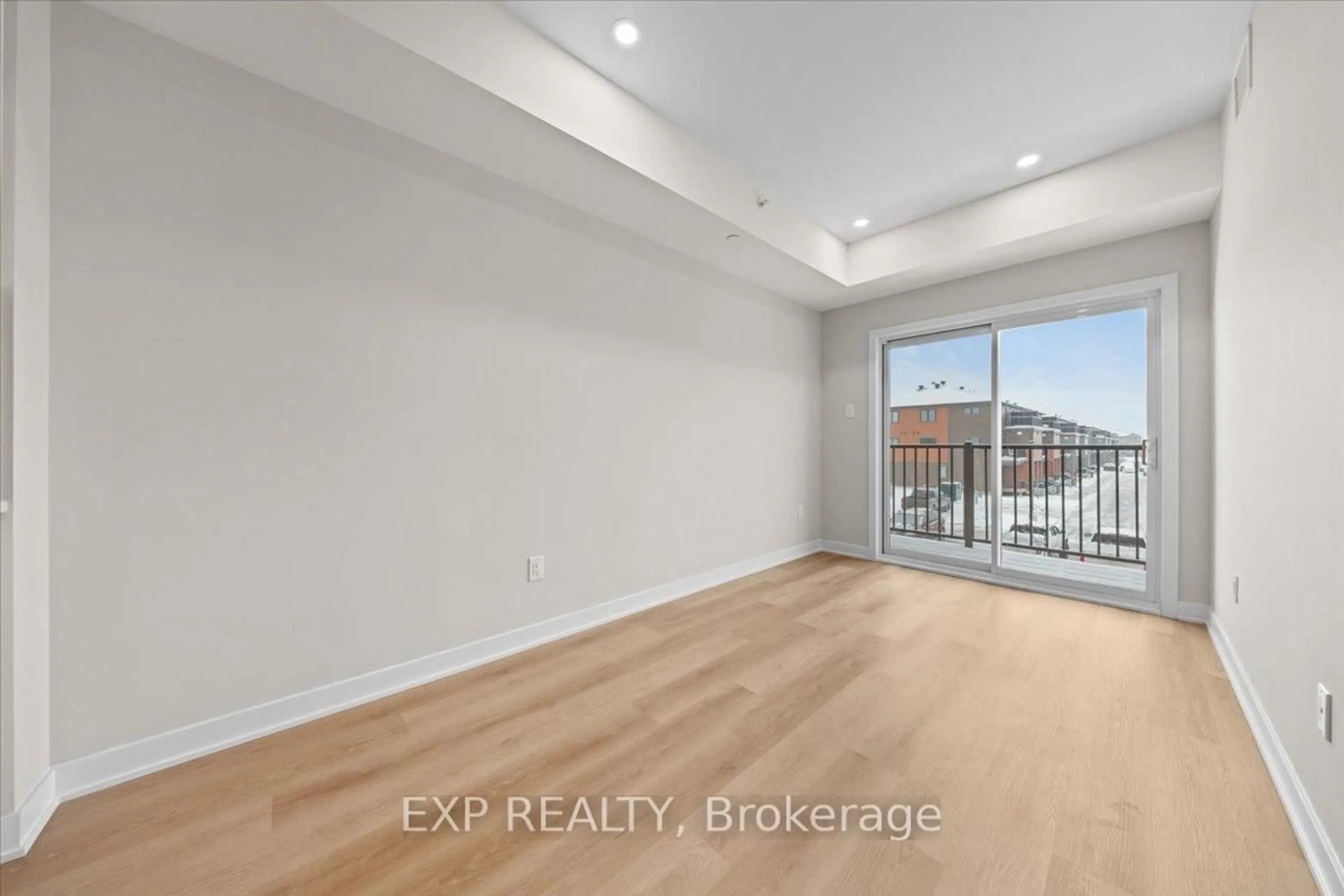 A pic of a room for 2376 Tenth Line Rd #305, Ottawa Ontario K4A 0M7