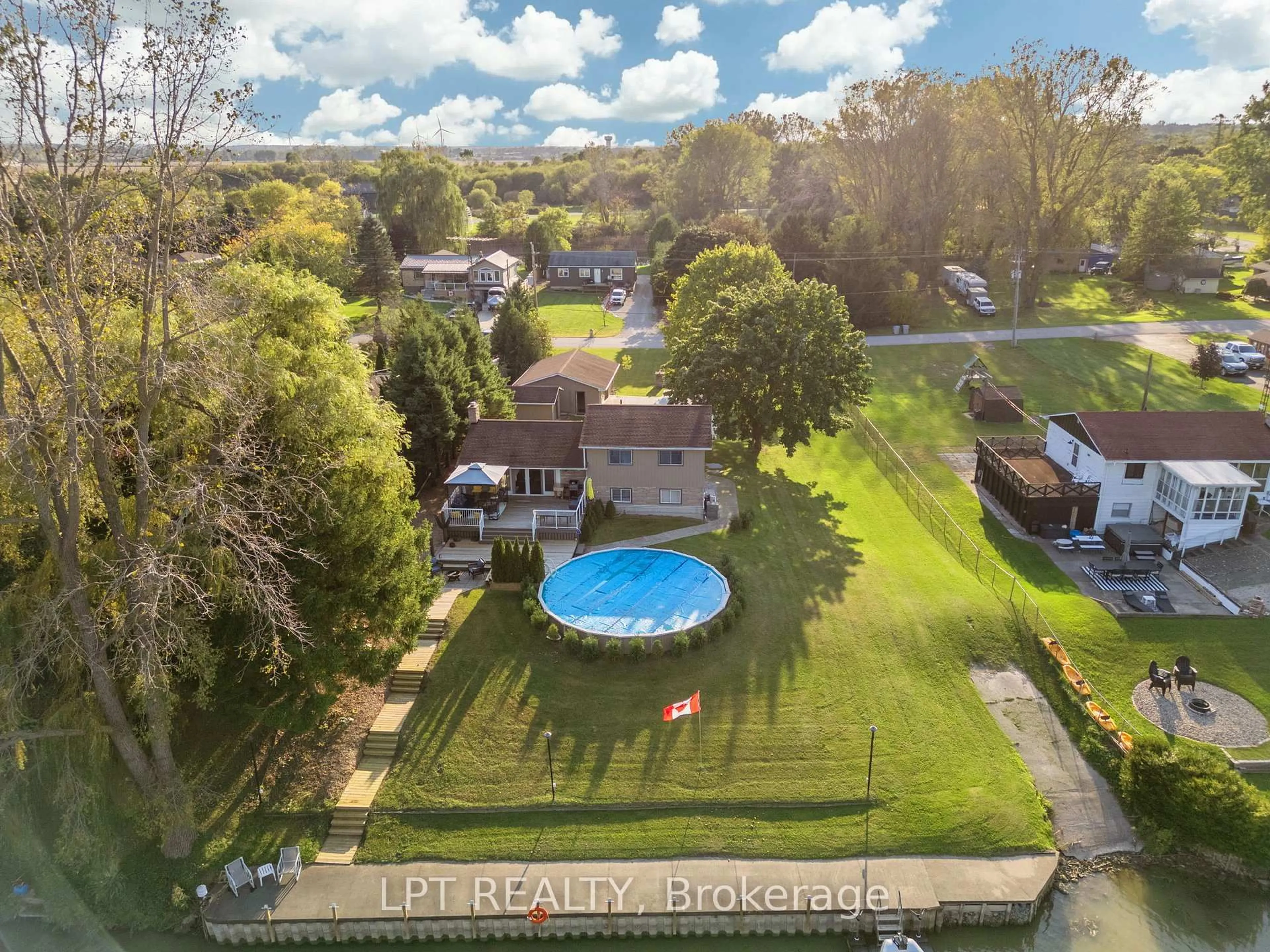 A pic from outside/outdoor area/front of a property/back of a property/a pic from drone, water/lake/river/ocean view for 9952 Prince Phillip St, Lambton Shores Ontario N0M 2N0