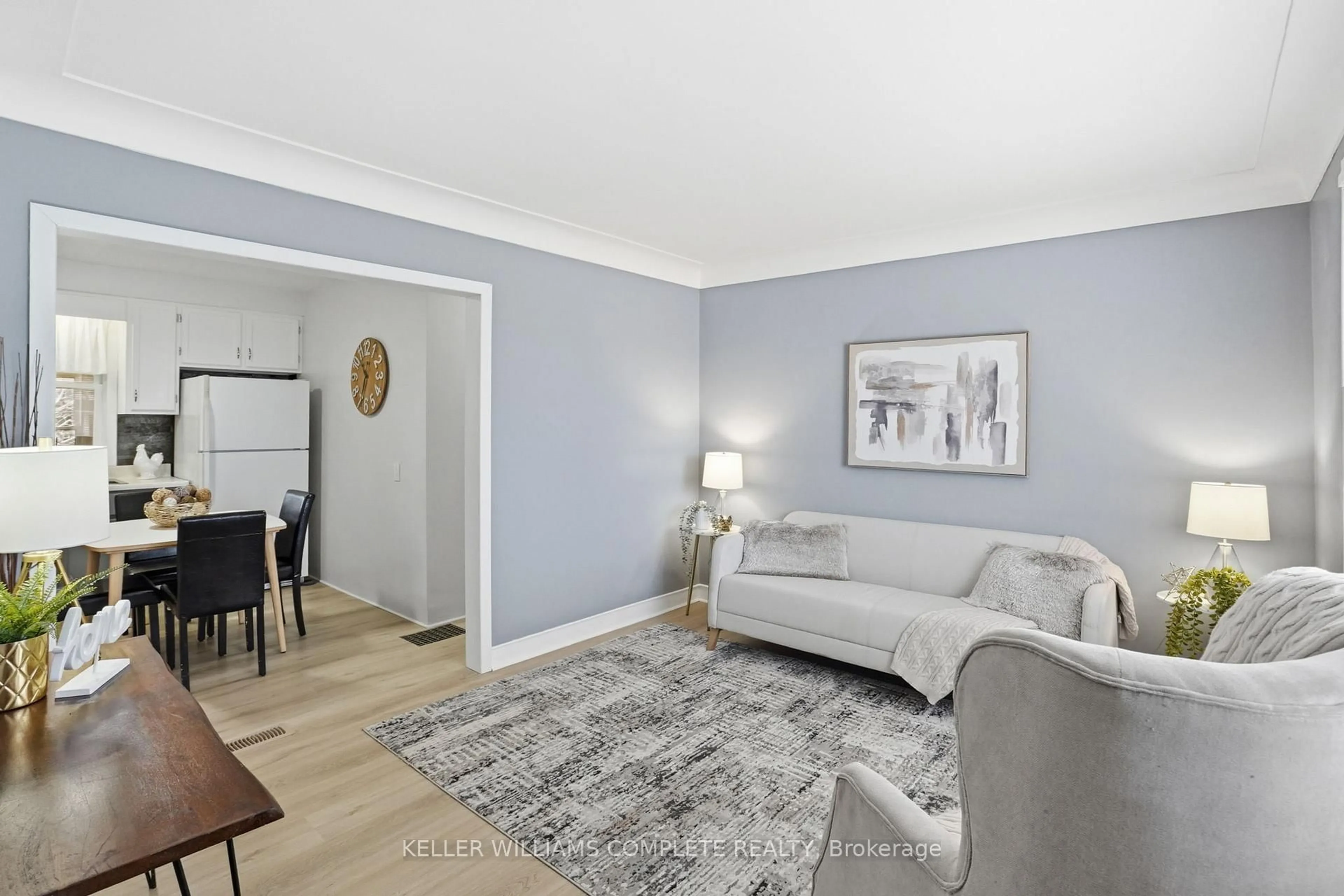 Living room with furniture, unknown for 7 West 1st St, Hamilton Ontario L9C 3B5