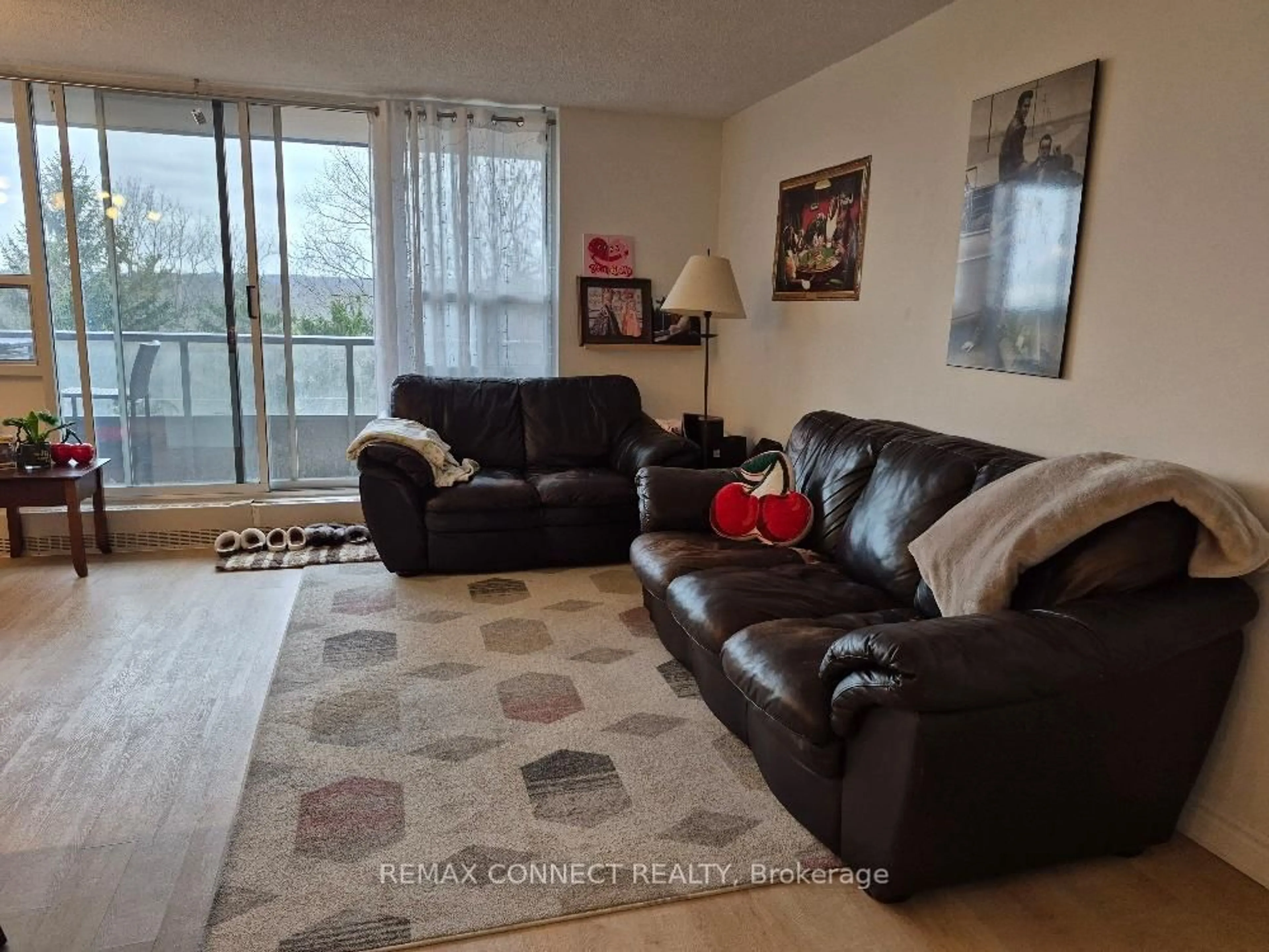 Living room with furniture, unknown for 1964 Main St #904, Hamilton Ontario L8S 1J5