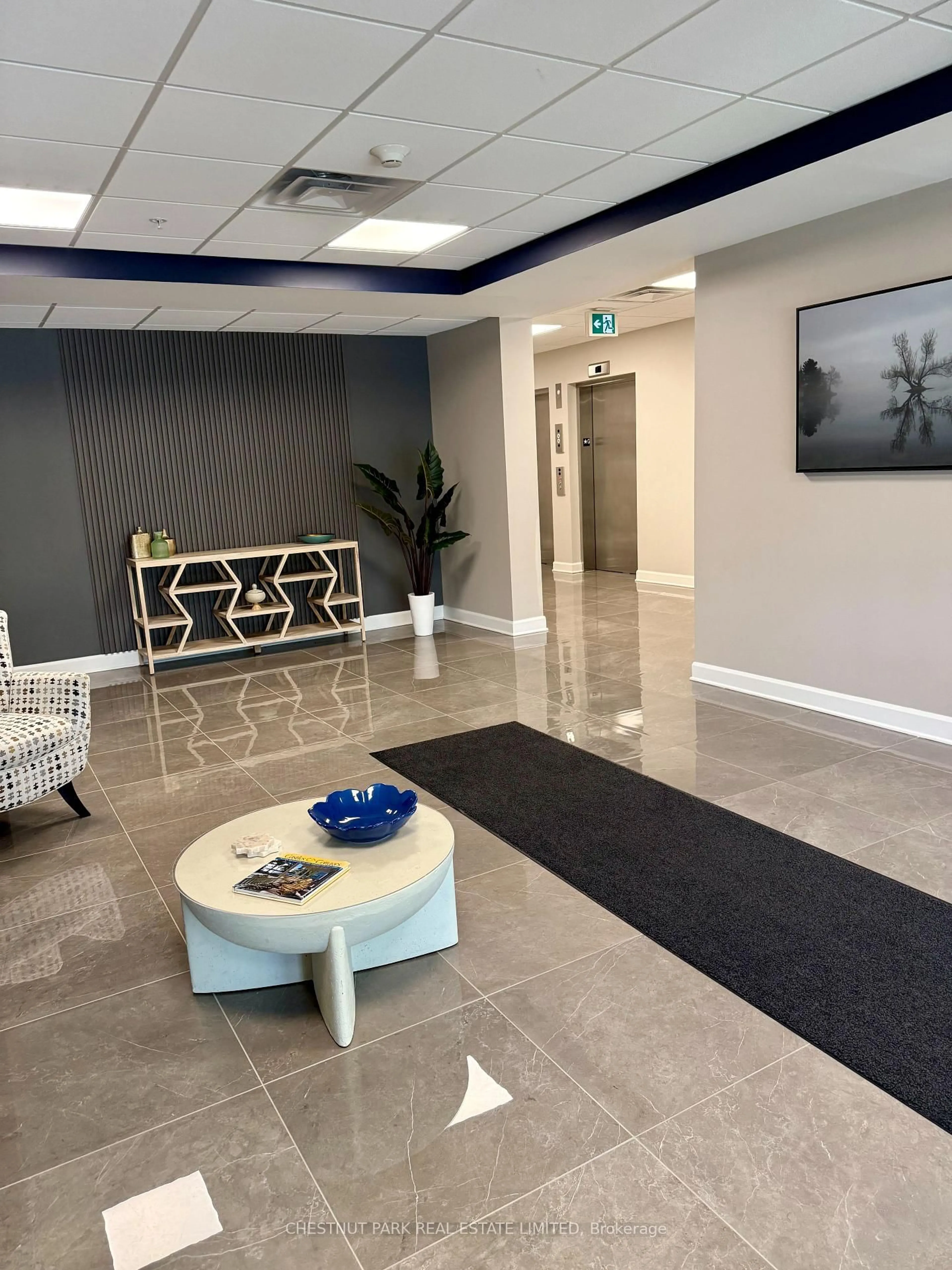 Lobby for 129B South St #317, Gananoque Ontario K7G 0B1