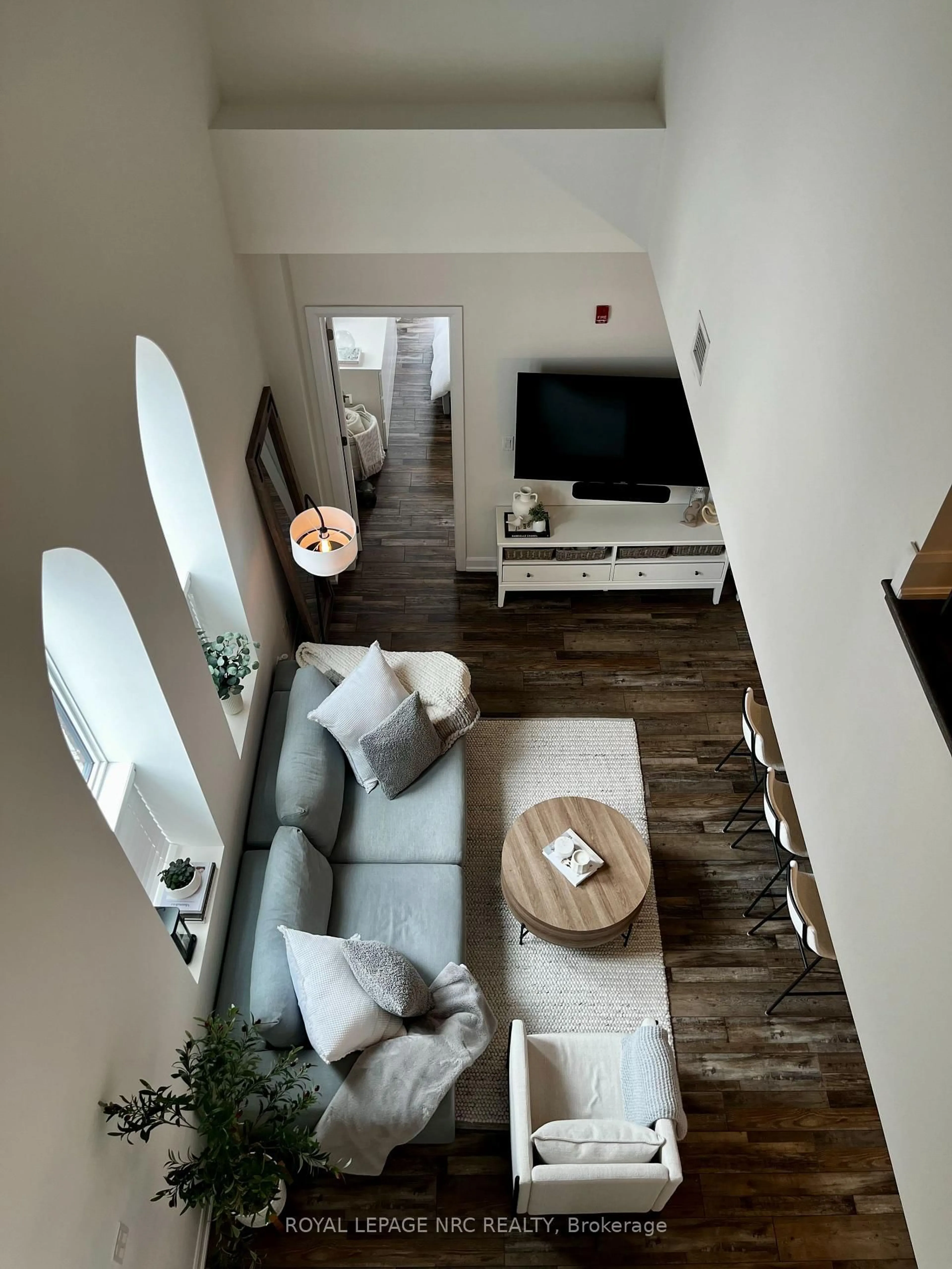 Living room with furniture, unknown for 405 Merritt St #12, St. Catharines Ontario L2P 1P5