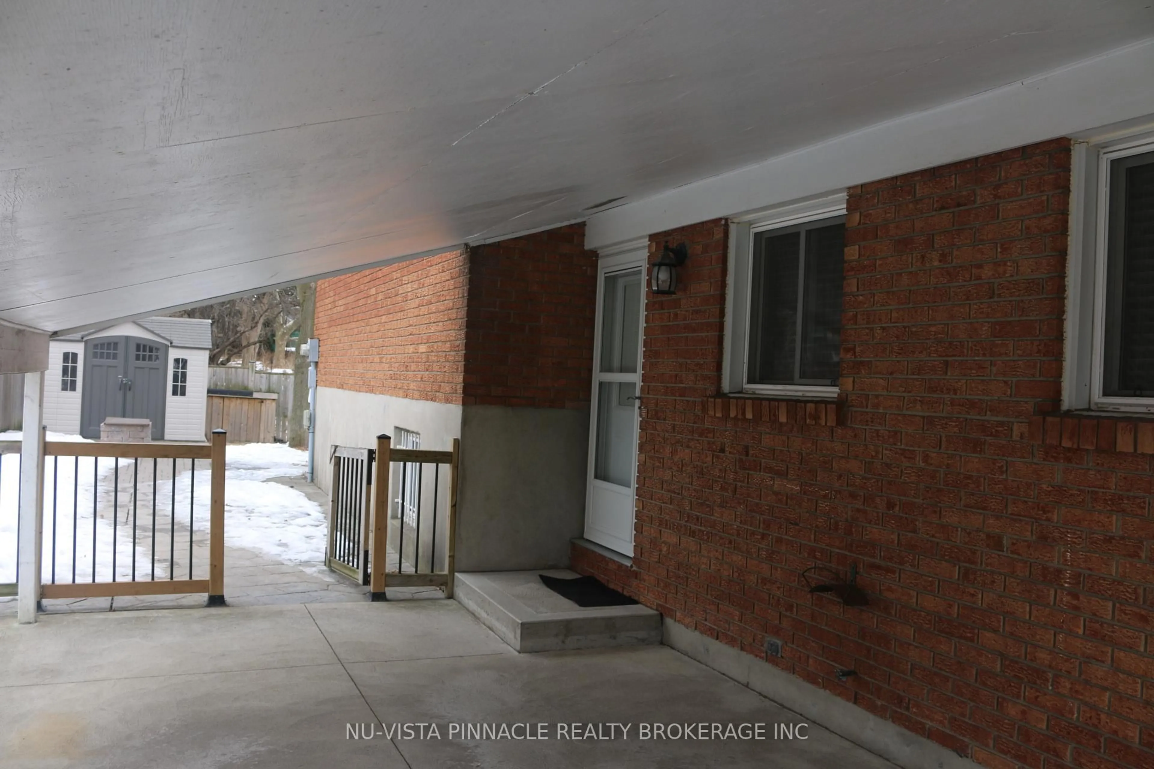 Unknown for 456 Rippleton Rd, London North Ontario N6G 1M5