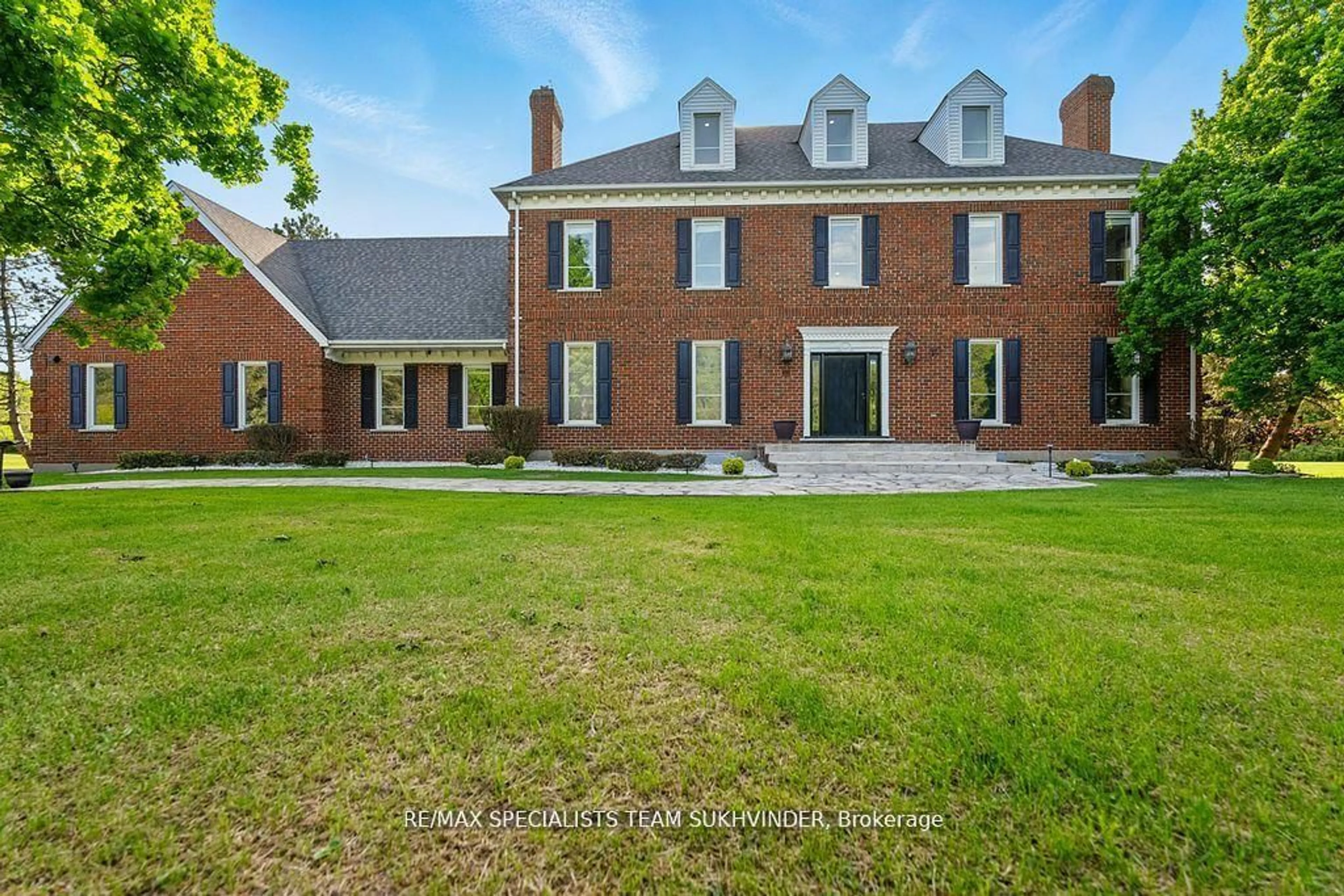 Home with brick exterior material, unknown for 891 Rosehill Rd, Fort Erie Ontario L2A 5M4