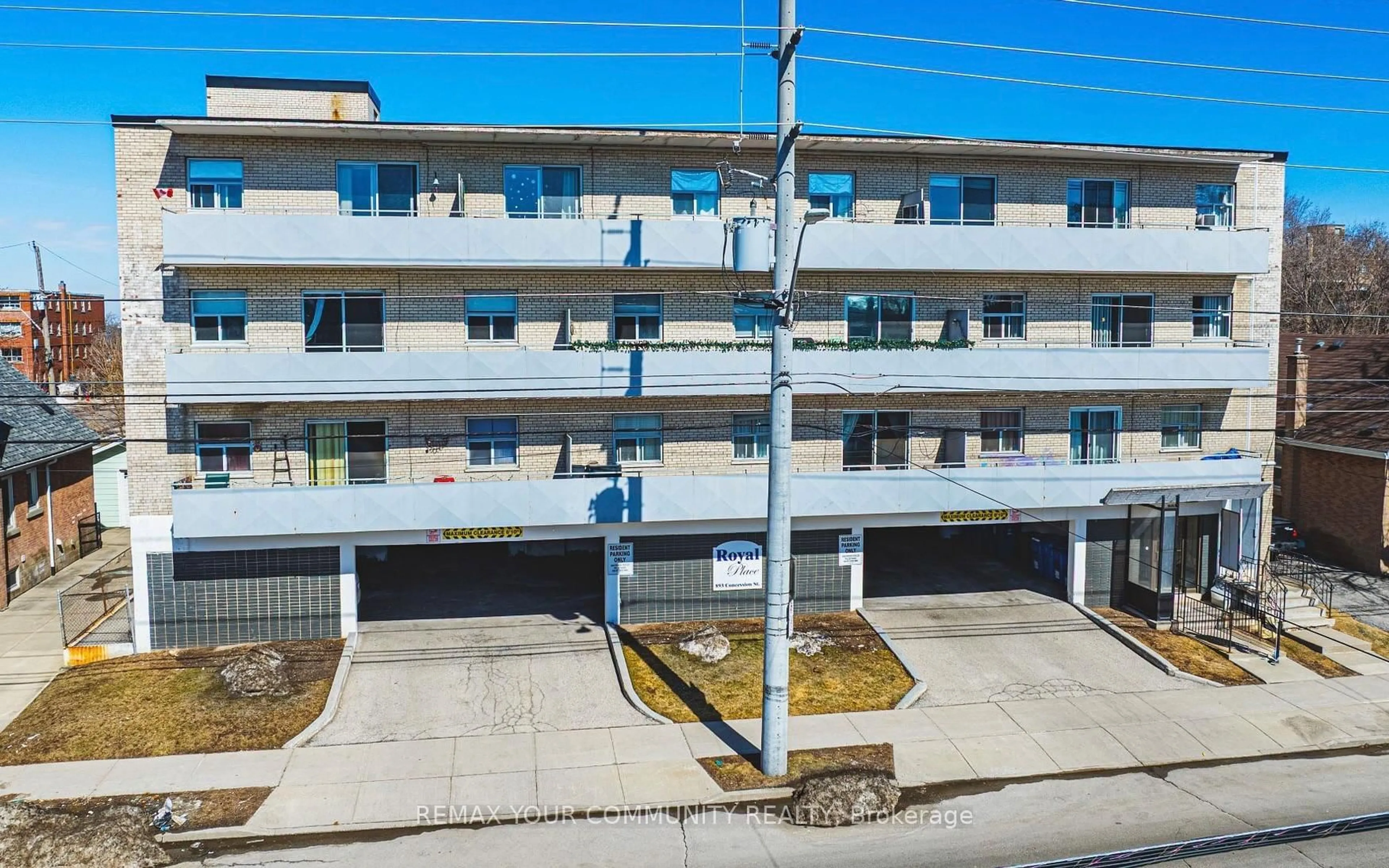 A pic from outside/outdoor area/front of a property/back of a property/a pic from drone, street for 893 Concession St #106, Hamilton Ontario L8V 1E7