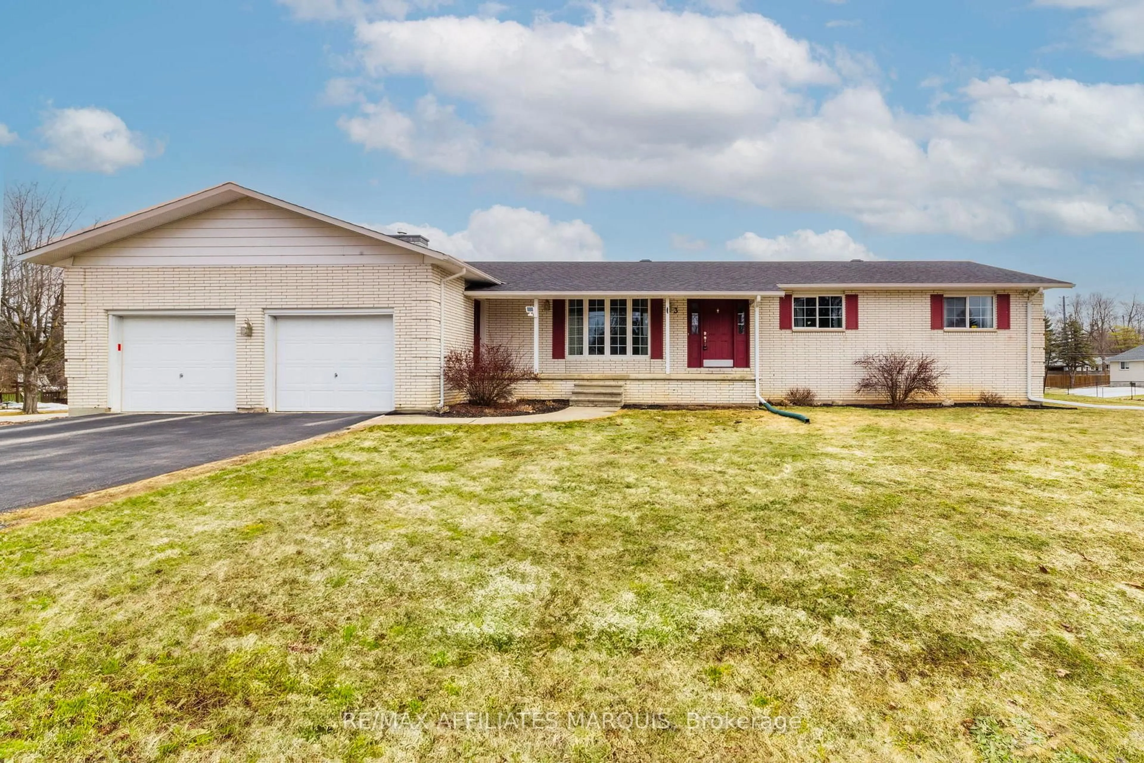 Home with vinyl exterior material, street for 3 Forest Dr, Rideau Lakes Ontario K7A 4S5