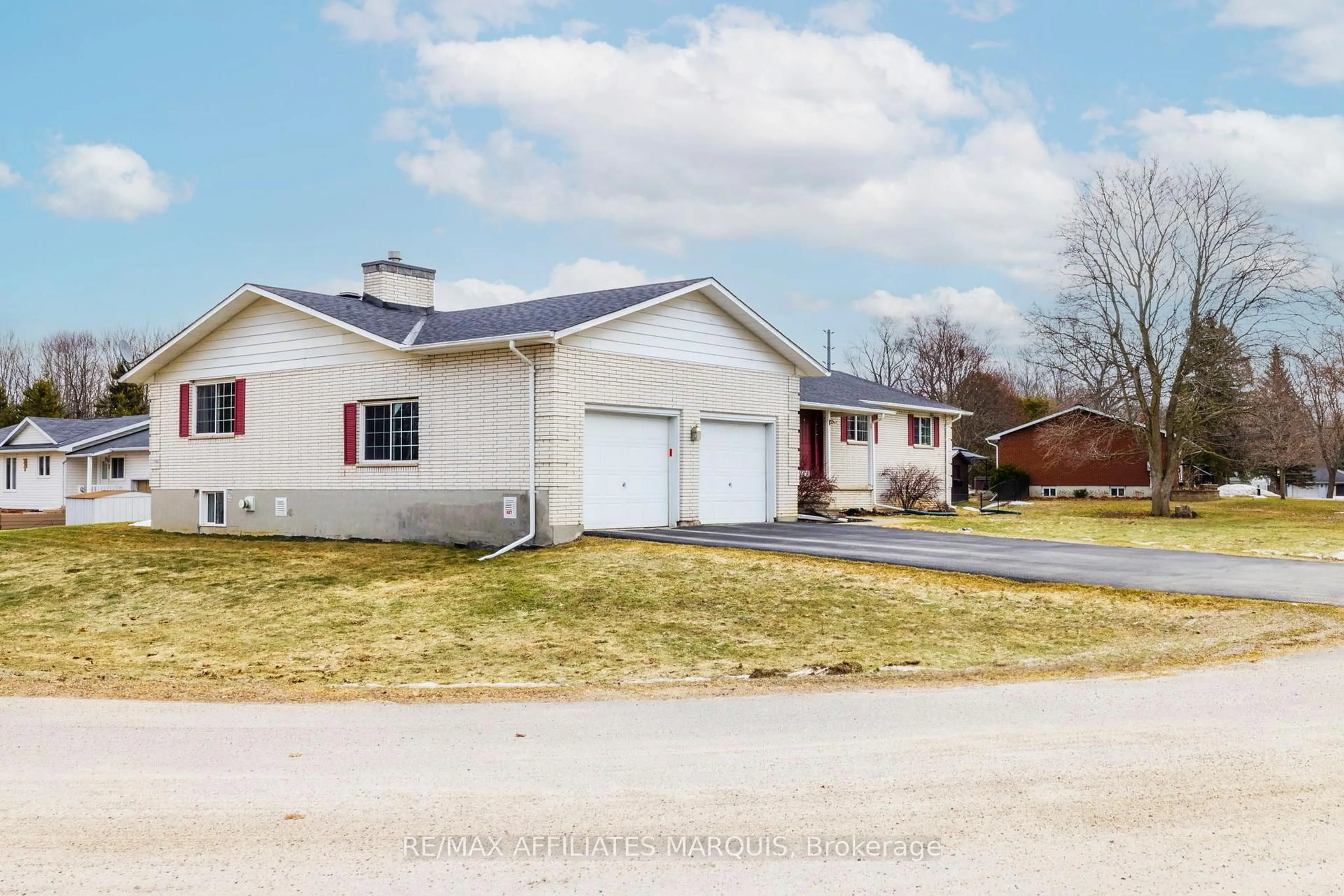 Home with vinyl exterior material, street for 3 Forest Dr, Rideau Lakes Ontario K7A 4S5