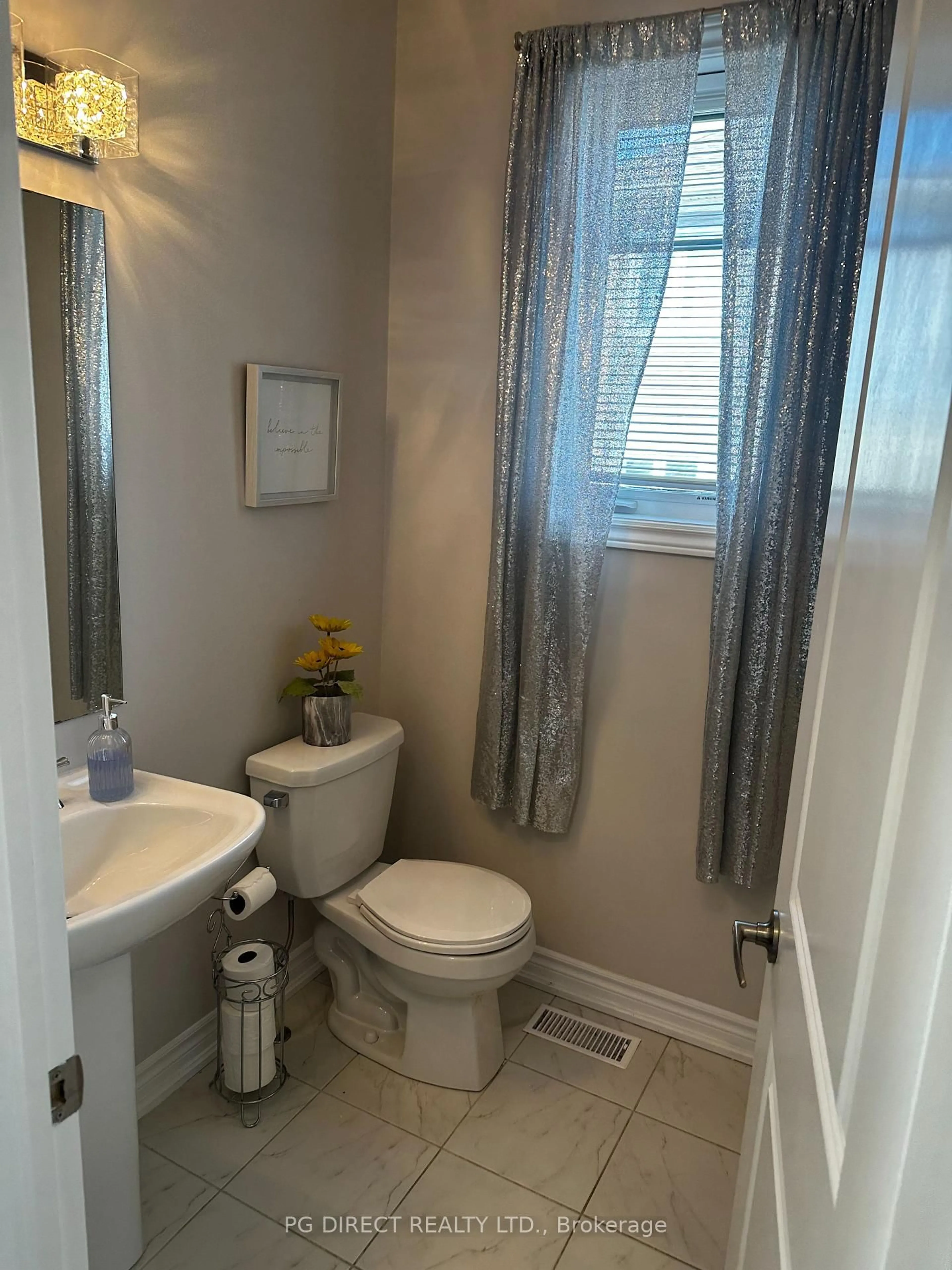 Standard bathroom, unknown for 260 Meynell Rd, Richmond Ontario K0A 2Z0